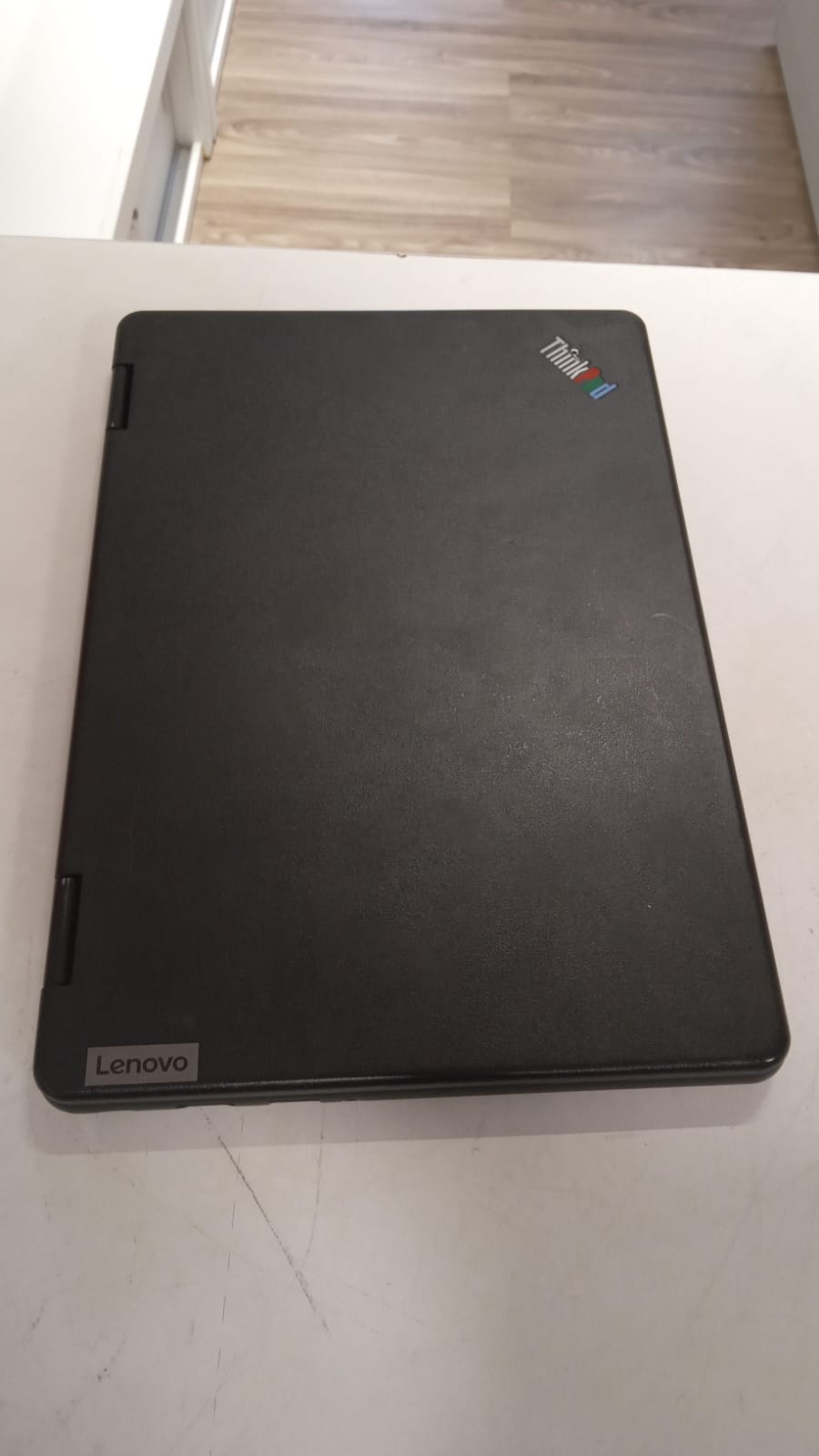 computadoras y laptops - Lenovo ThinkPad Yoga 11e 2 en 1 m3-8100Y 8gb 256gb 2