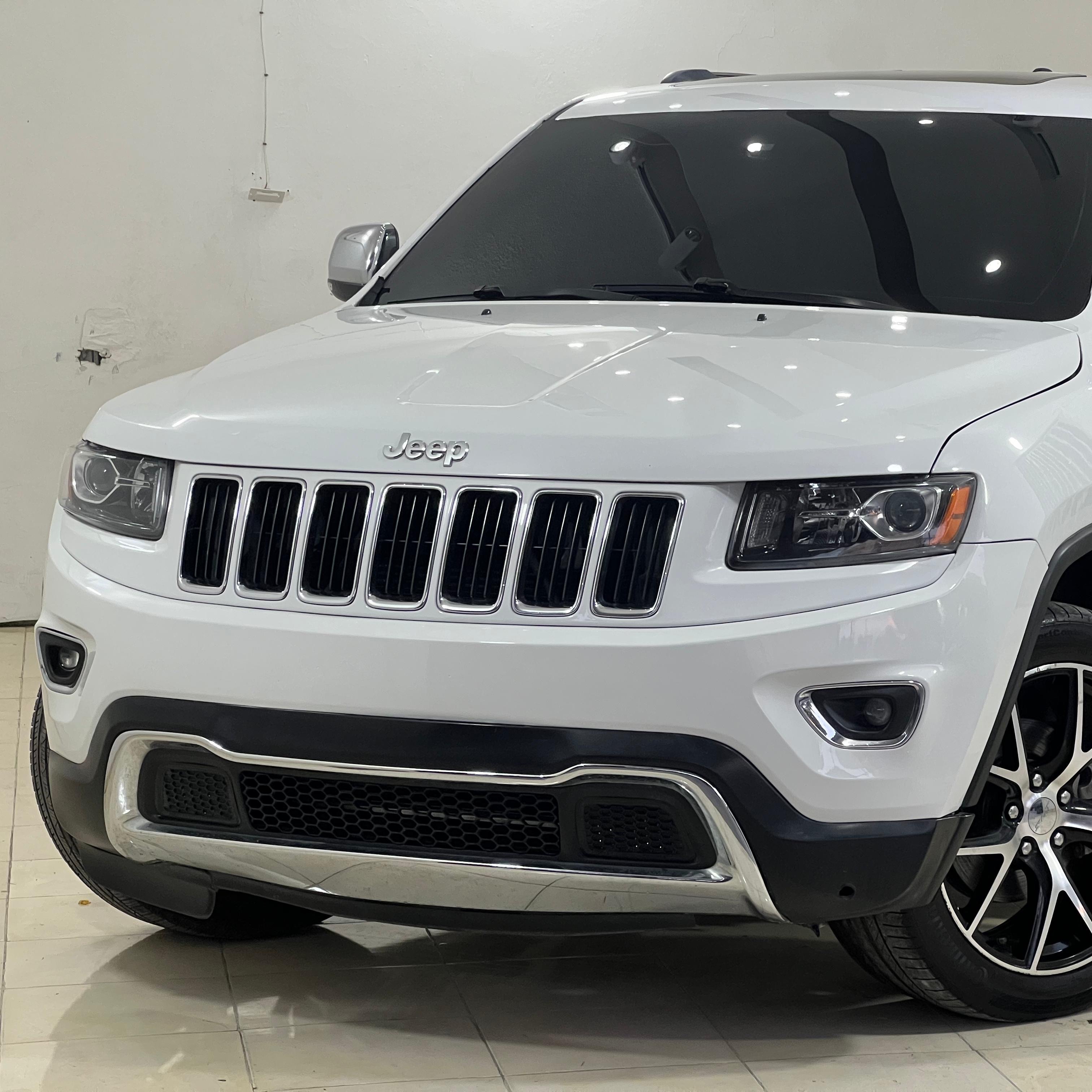 jeepetas y camionetas - JEEP GRAND CHEROKEE LIMITED AÑO 2014 CLEAN CARFAX  0