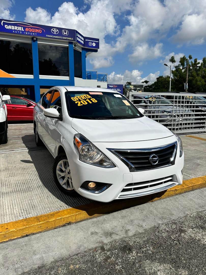 carros - Nissan versa 2018 SV edición especial