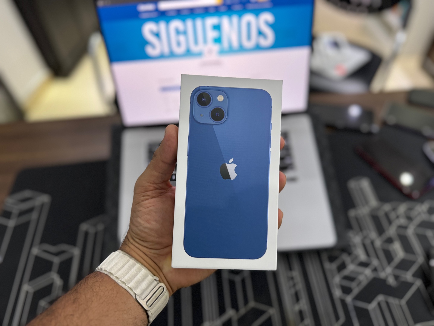 celulares y tabletas - iPhone 13 256GB Nuevo Sellado, Desbloqueado, RD$ 38,500 NEG