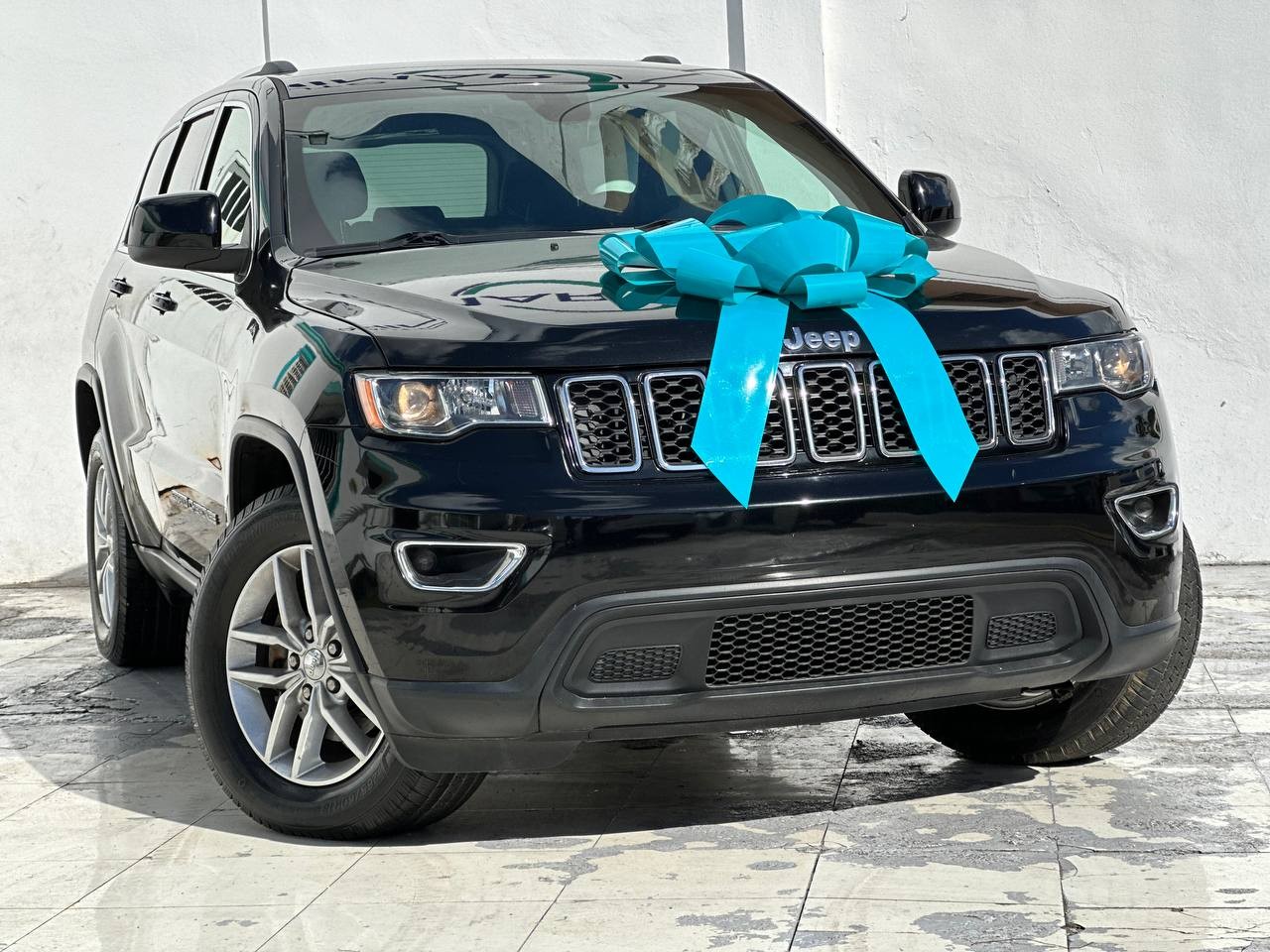 jeepetas y camionetas - JEEP GRAND CHEROKEE LAREDO 4x4 2017CLEAN CARFAX 0