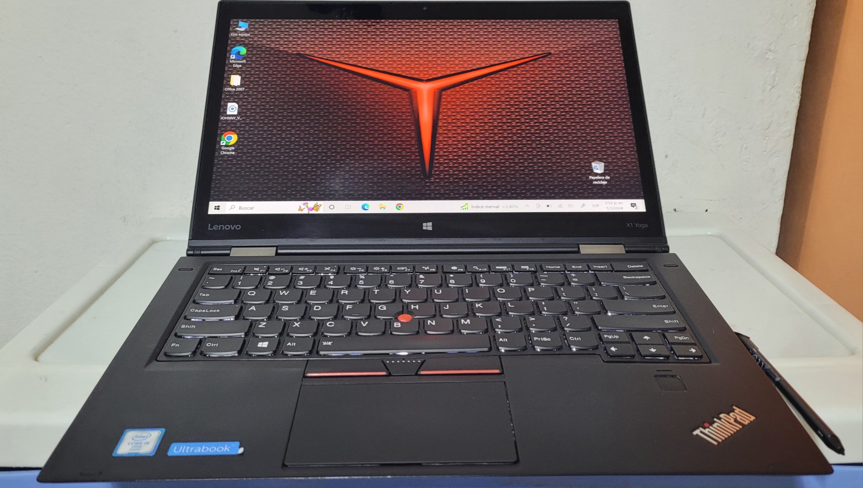 computadoras y laptops - Lenovo X1 Touch 14 Pulg Core i5 Ram 8gb ddr4 Disco 256gb Solido full