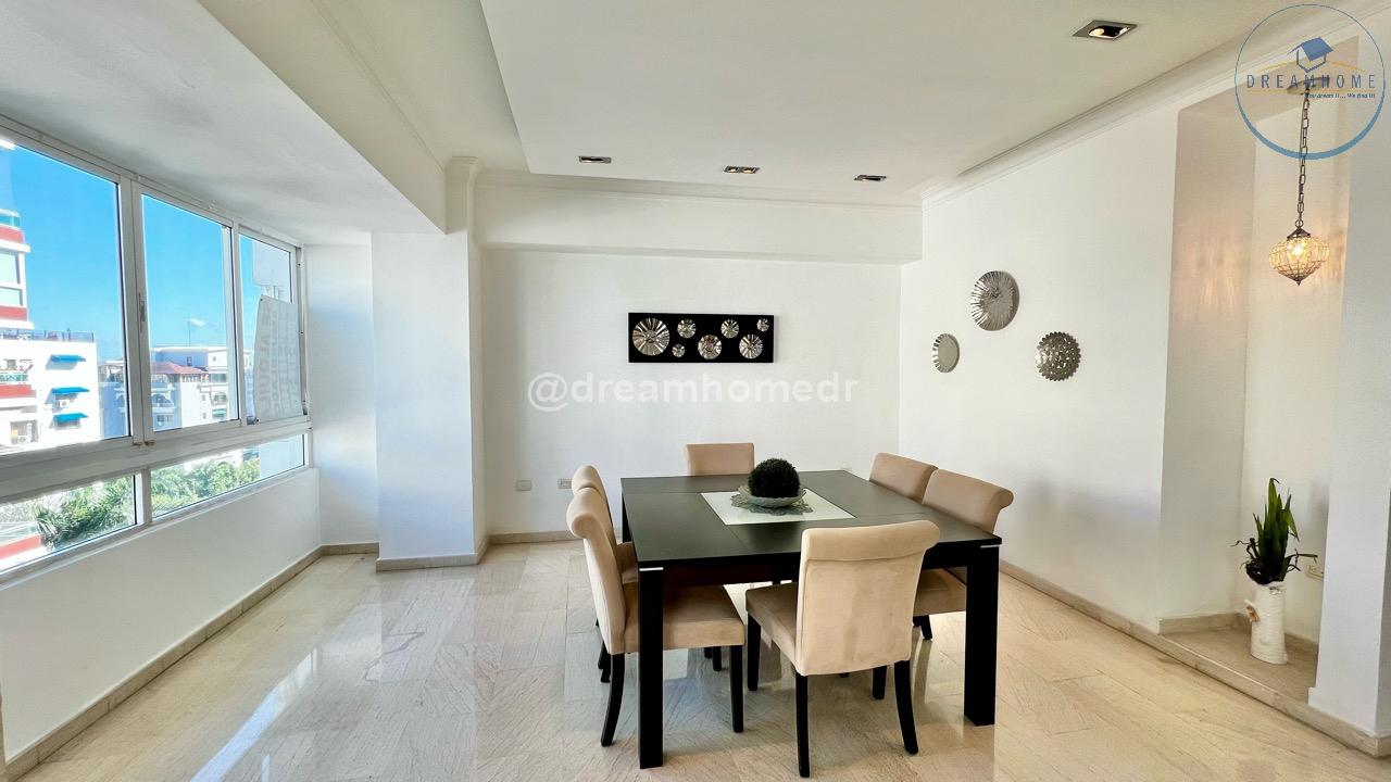 apartamentos - Apartamento de Lujo en Venta en Naco - ID 3346: Espacioso, Moderno 3