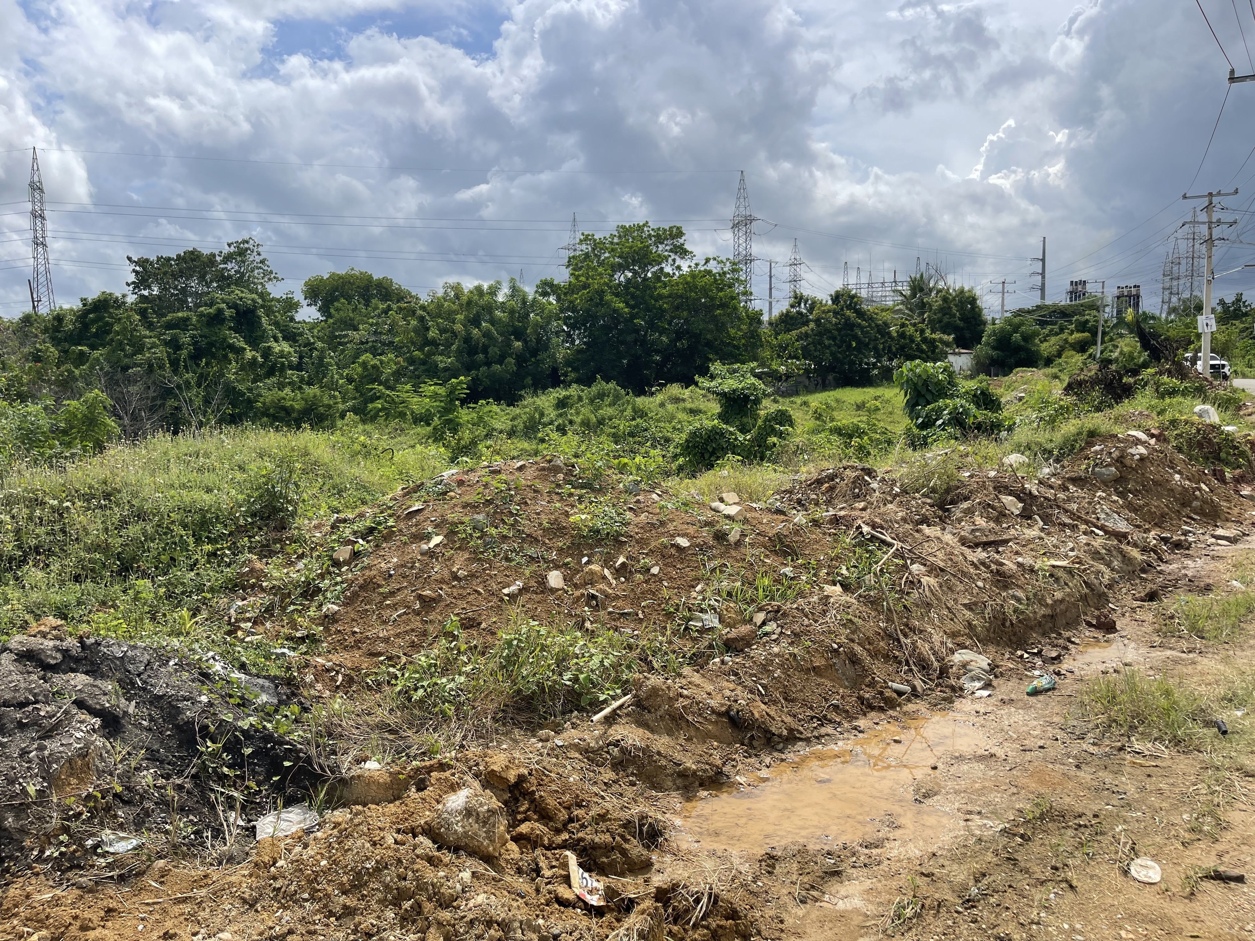 solares y terrenos - vendo Terrenos, Autopista Duarte, Merca Santo Domingo  2