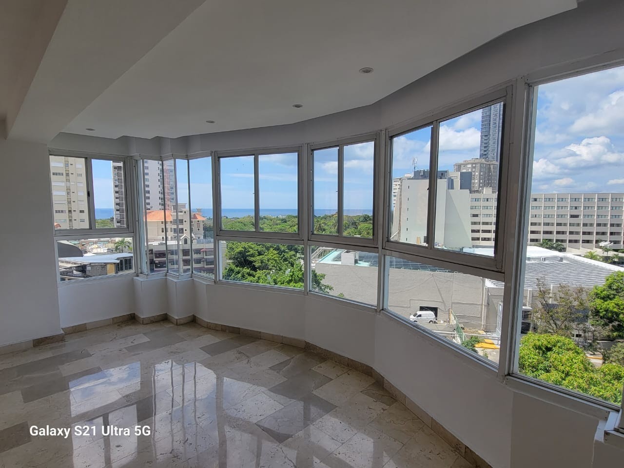 apartamentos - Vendo Apto Piso 6 en Los Cacicazgos, 3 Hab, Vista al Mar, 277 mts², COD: PD207 0