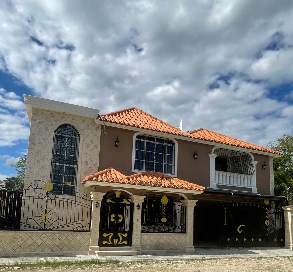 casas - Hermosa Casa amueblada En San Cristóbal para vivir o con Jacuzzi y terraza 9