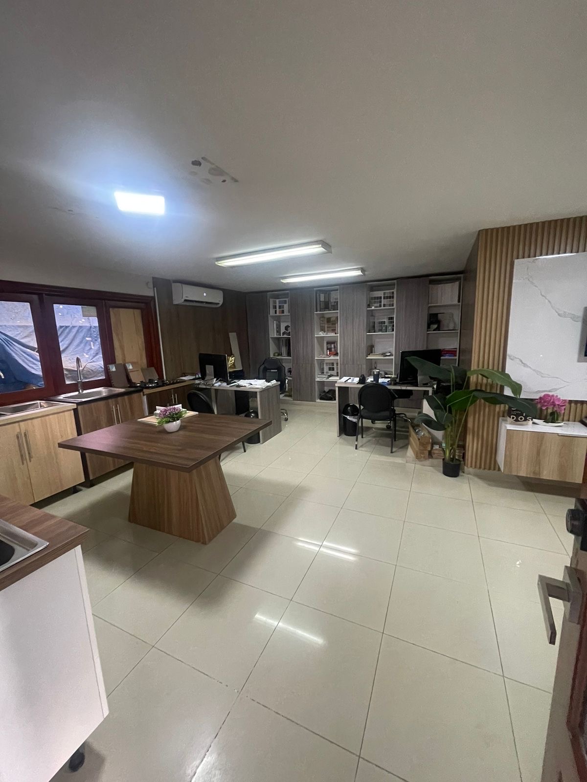 oficinas y locales comerciales - nave en Herrera 7