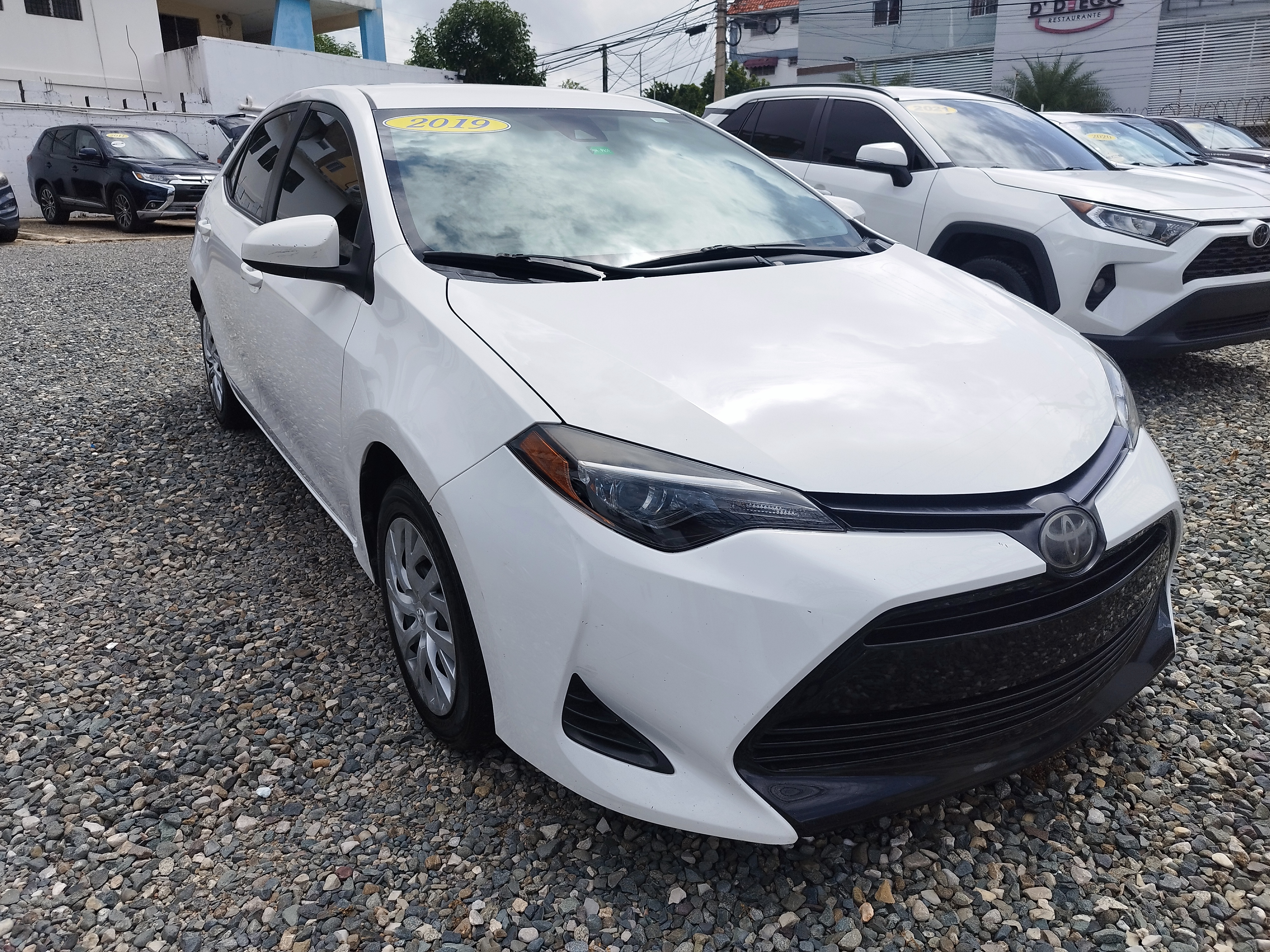 carros - 2019 Toyota Corolla 70 Mil Millas  5