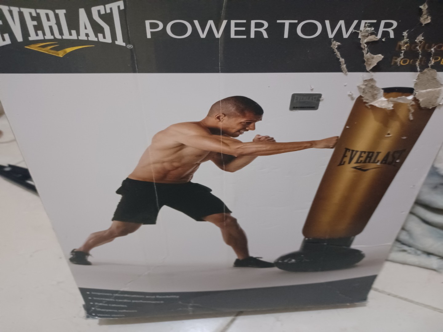 deportes - EVERLAST POWER TOWER PARA HACER BOXEO 1