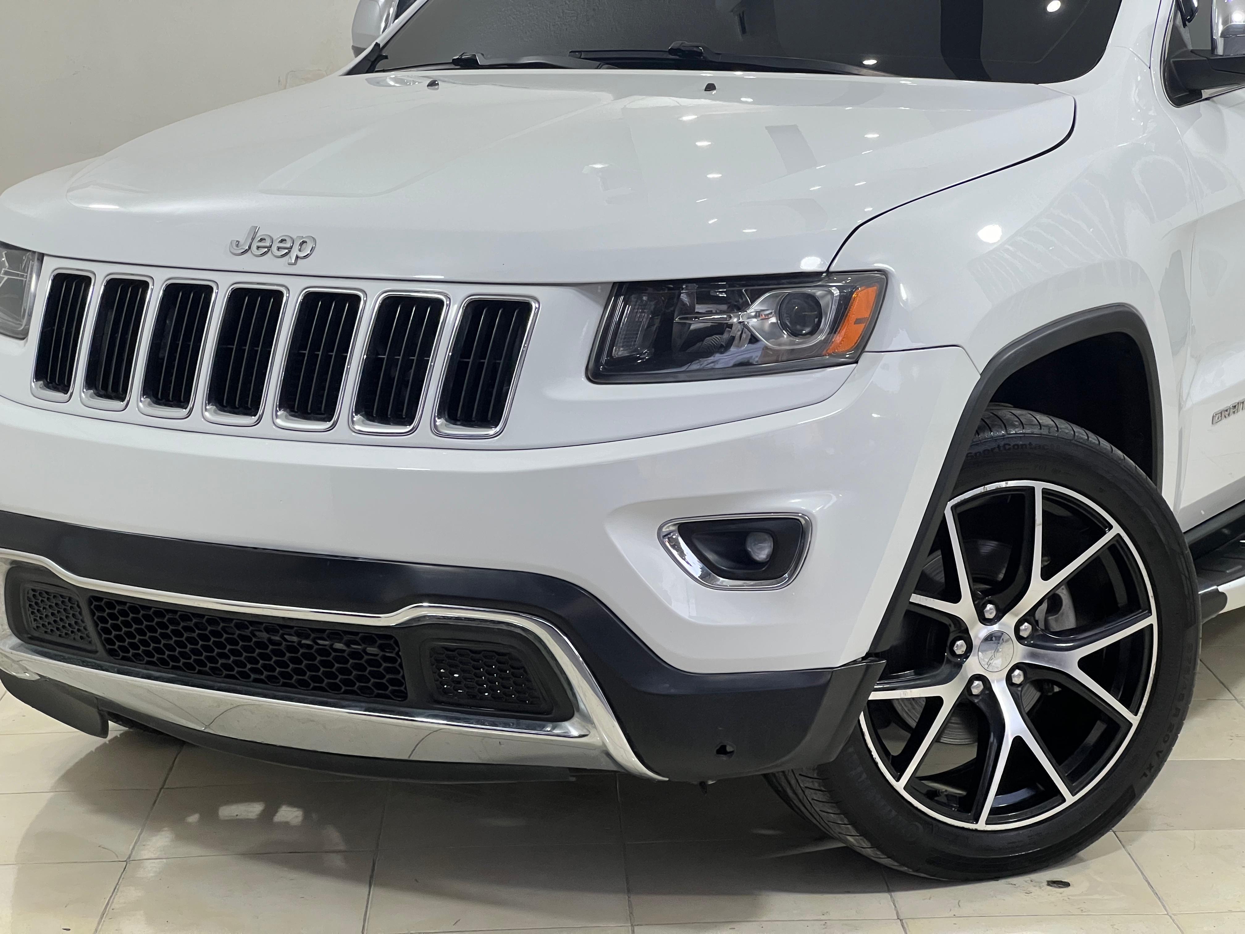 jeepetas y camionetas - JEEP GRAND CHEROKEE LIMITED AÑO 2014 CLEAN CARFAX  3