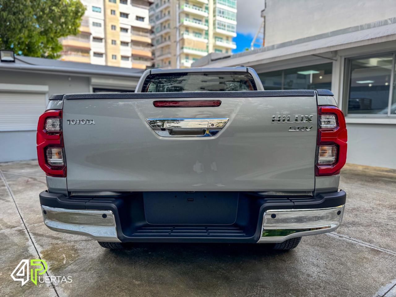 jeepetas y camionetas - TOYOTA HILUX 4X4 3