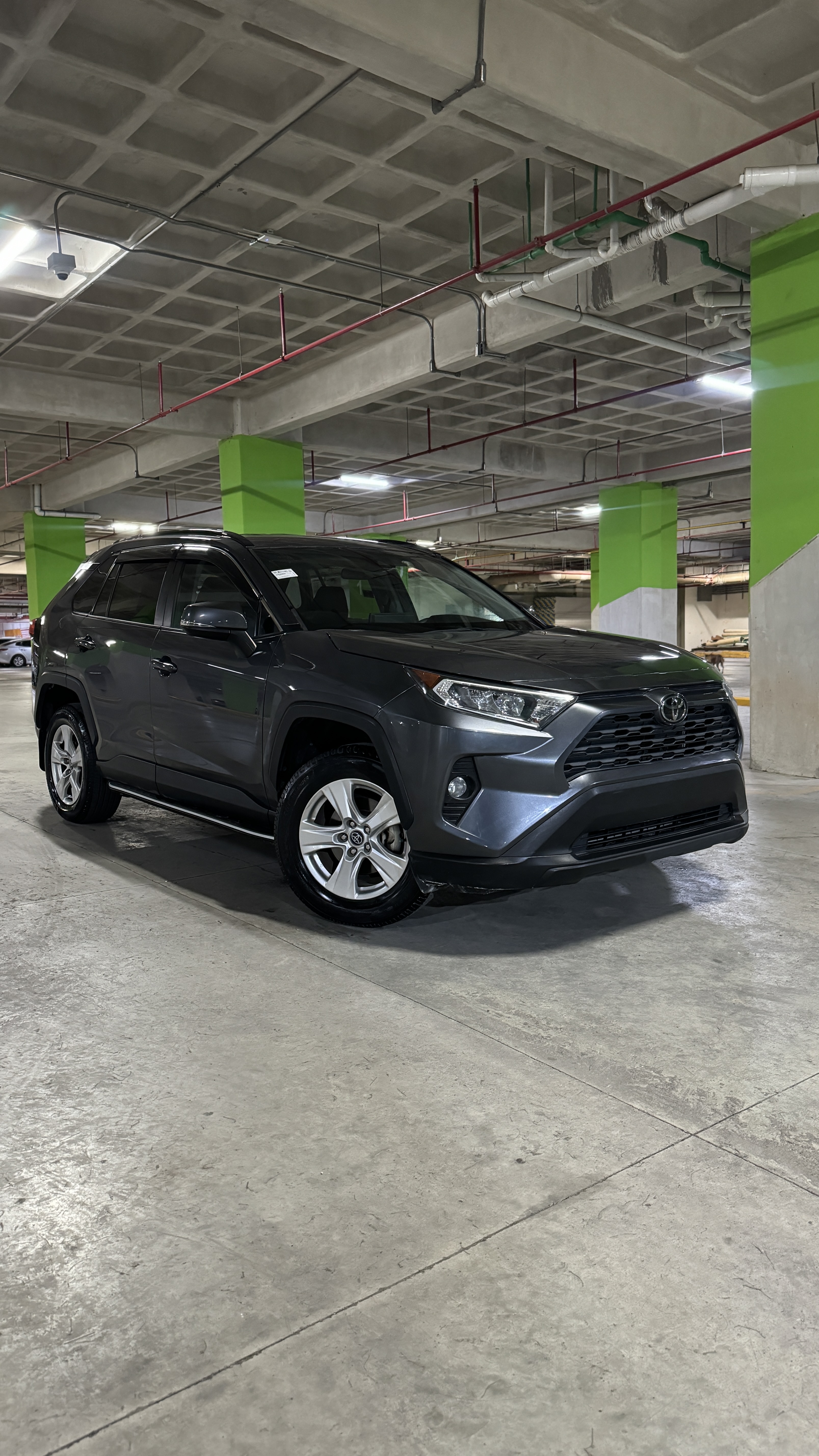 jeepetas y camionetas - TOYOTA RAV4 2020 XLE FULL