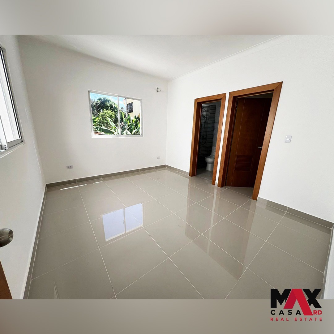 casas - CASA EN VENTA, UBICADA EN EL KM 14 DE LA AUTOPISTA DUARTE, SANTO DOMINGO OESTE  9