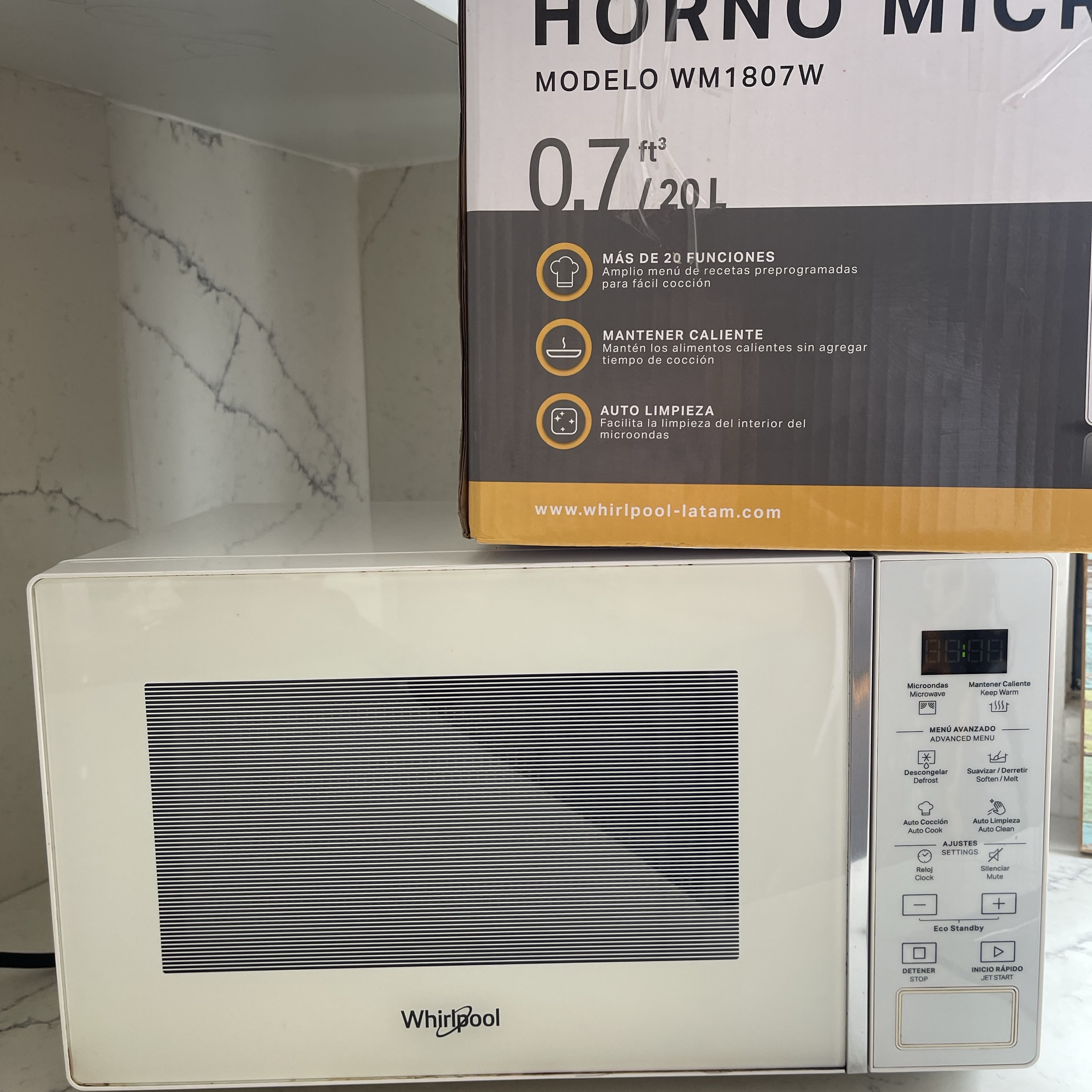 electrodomesticos - Horno microondas 20 L marca Whirpool como Nuevo 