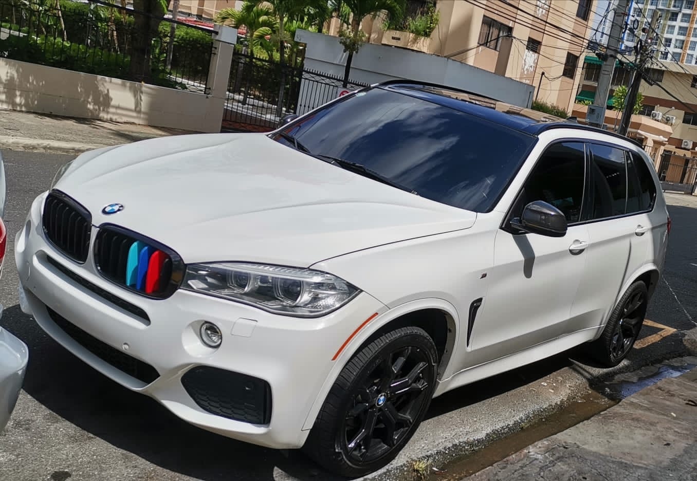 jeepetas y camionetas - BMW X5 XDrive35i 2016 M Sport Package! Panoramica AWD Excelentes Condiciones