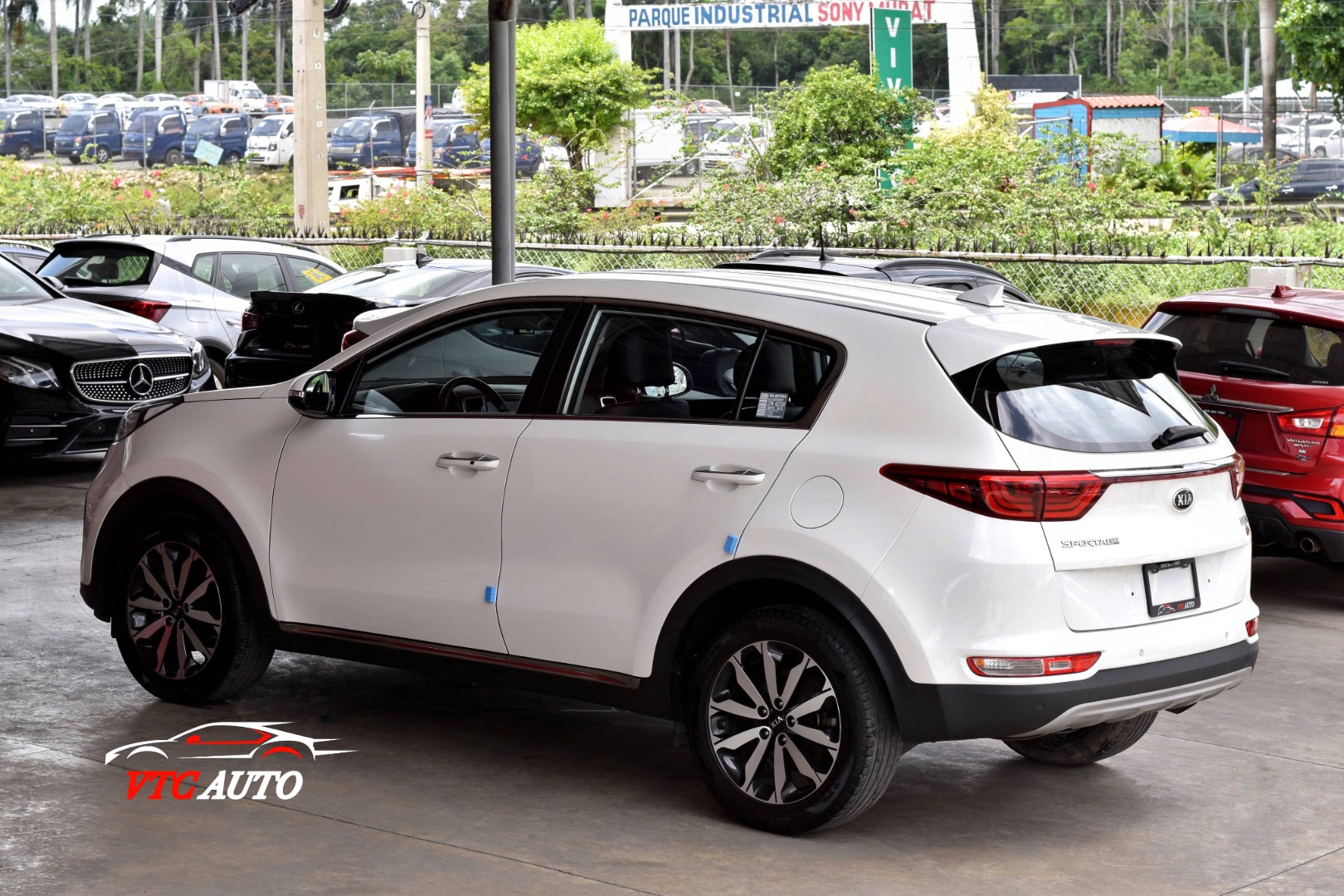 jeepetas y camionetas - Kia Sportage TDC 2018, Recién importada, en excelentes condiciones 8