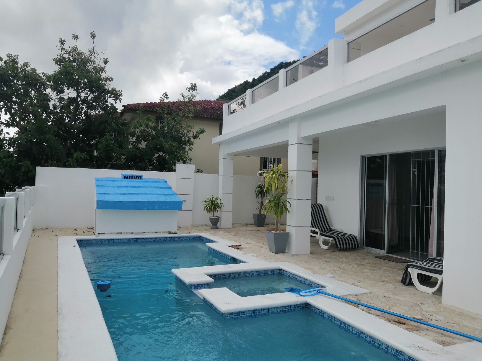 casas - Villa con espectacular vista al mar y la montaña lugar tranquilo cerca de todo