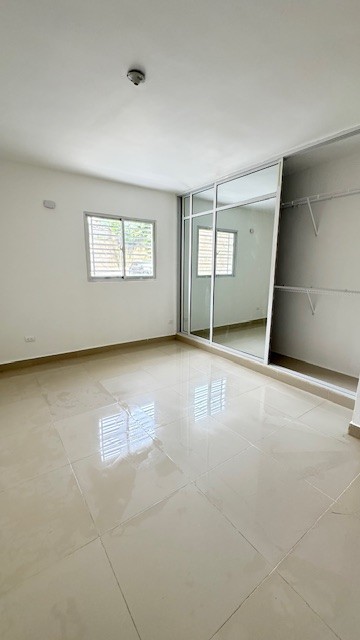 apartamentos - Venta apartamento primer nivel Manoguayabo 8