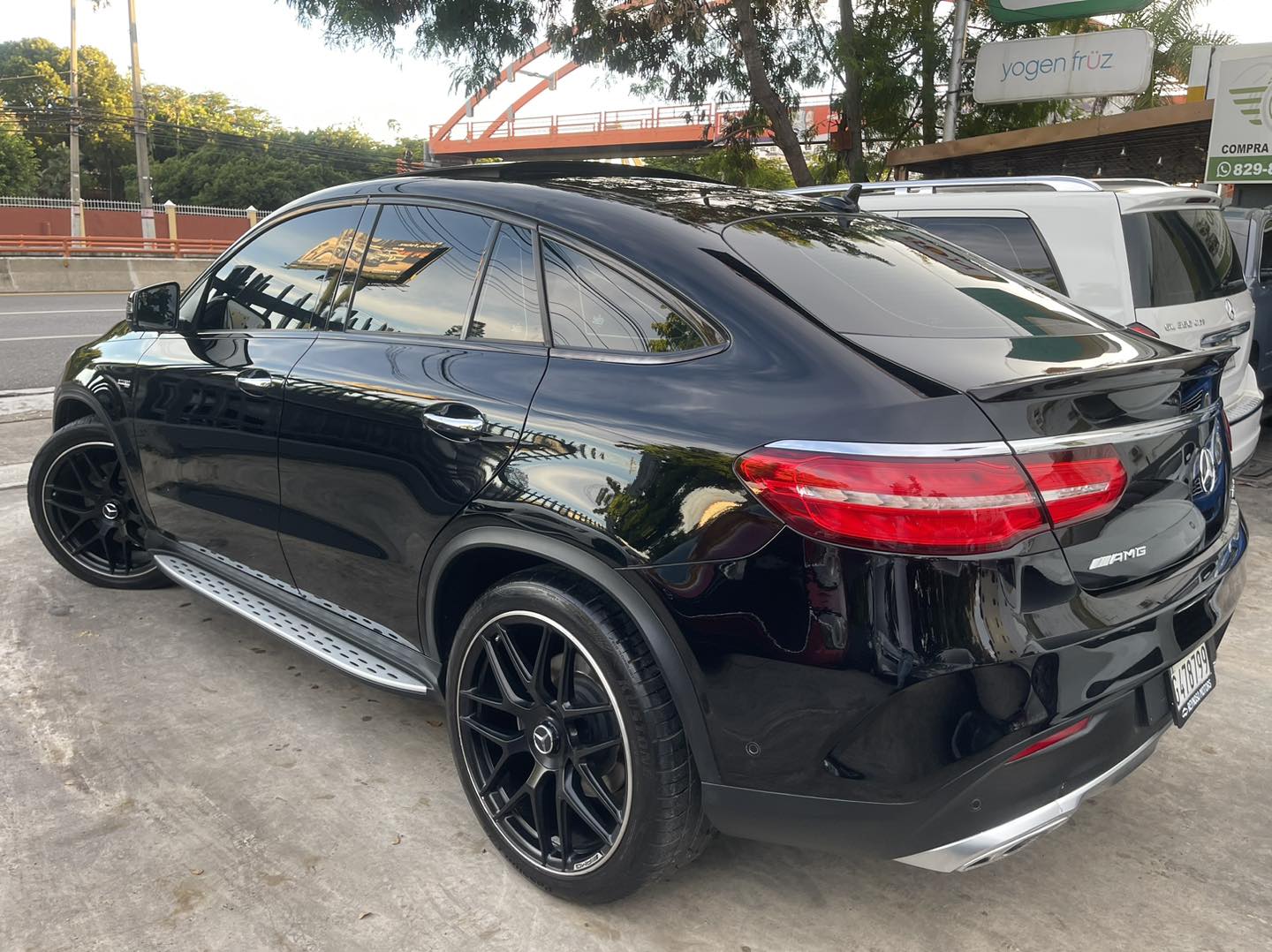 jeepetas y camionetas - MERCEDES BENZ GLE43 AMG COUPE 2019 3