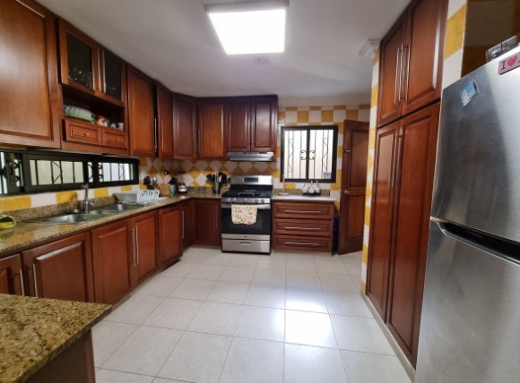 casas - Casa en Venta o Alquiler cerca al Jardin Botanico 8