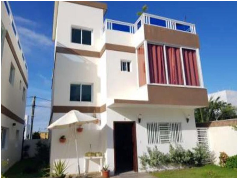 casas vacacionales y villas - CASA 3 NIVELES AMUEBLADA,  EN BAVARO, RES. BUENA VISTA, OPORTUNIDAD 9