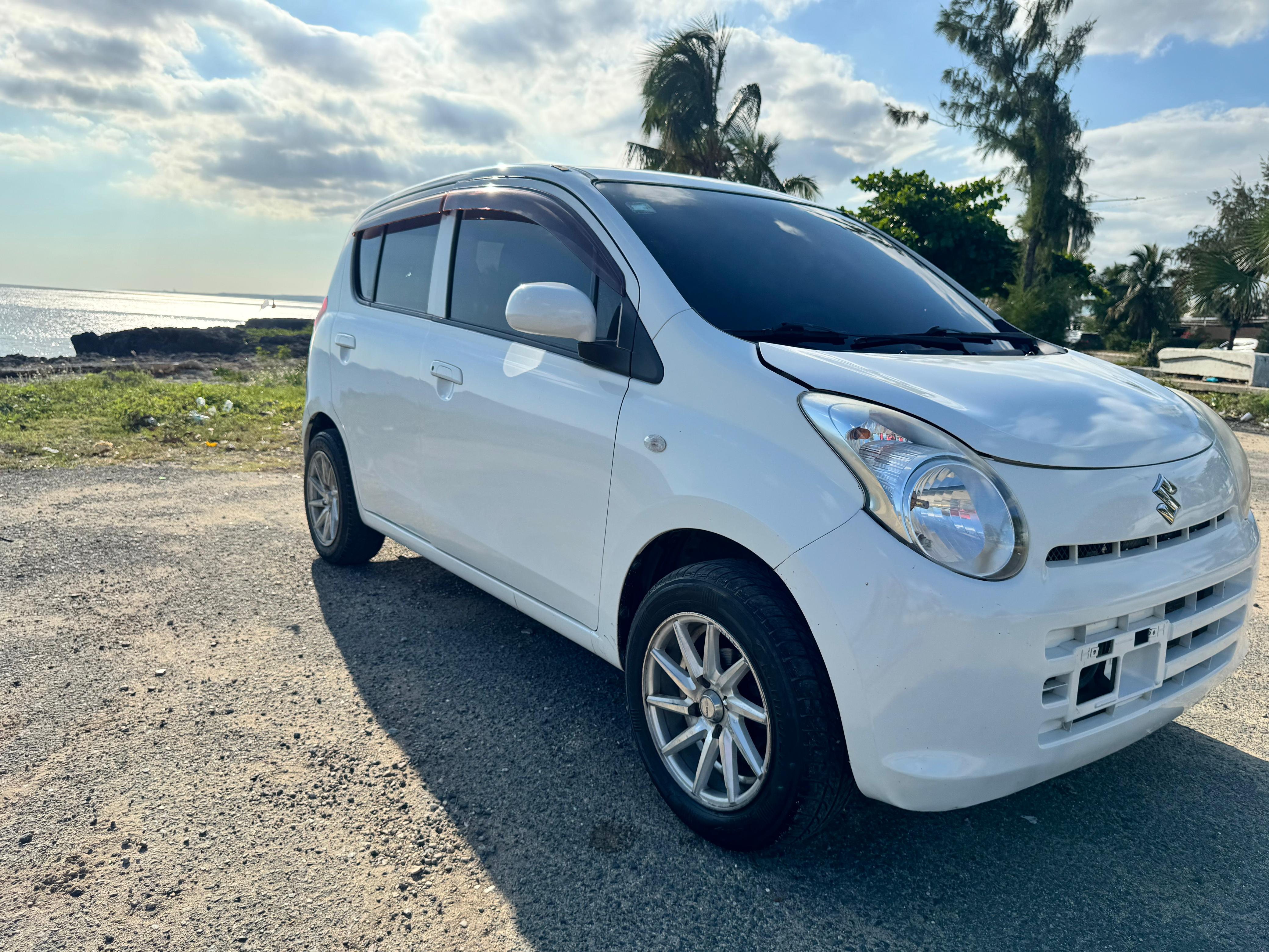 carros - suzuki alto 2013