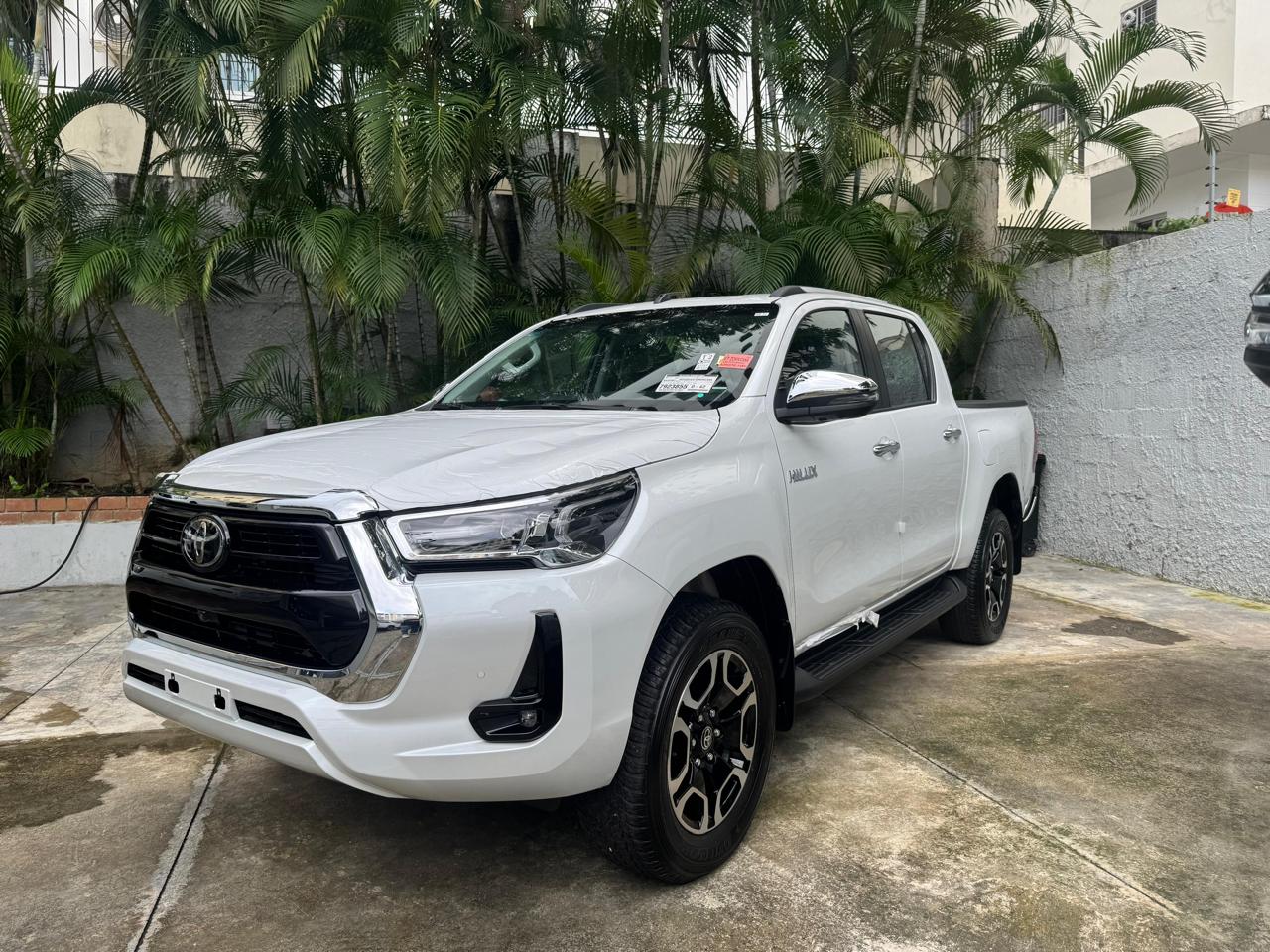 jeepetas y camionetas - TOYOTA HILUX 4X4 4