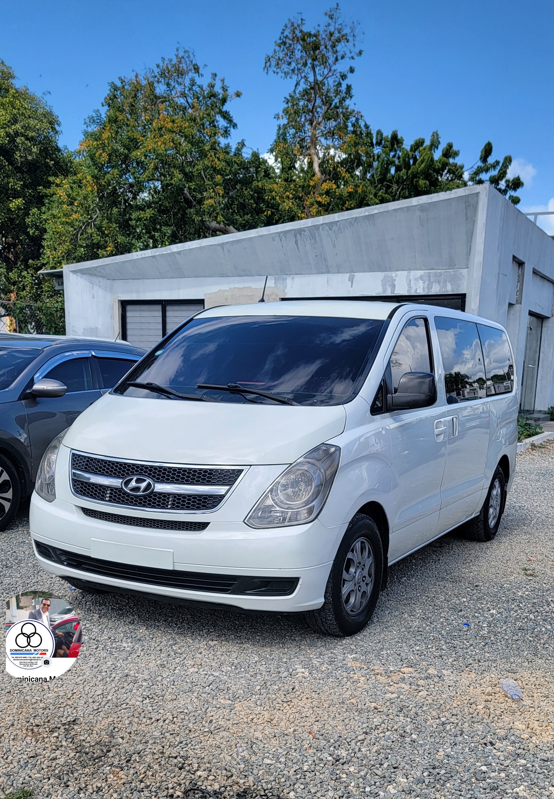 jeepetas y camionetas - MINIBUS HYUNDAI H1 2011