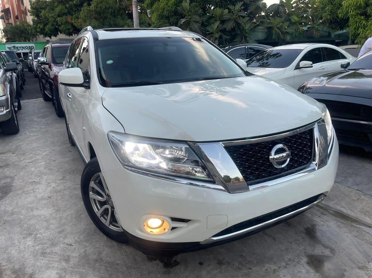 jeepetas y camionetas - NISSAN PATHFINDER 2015