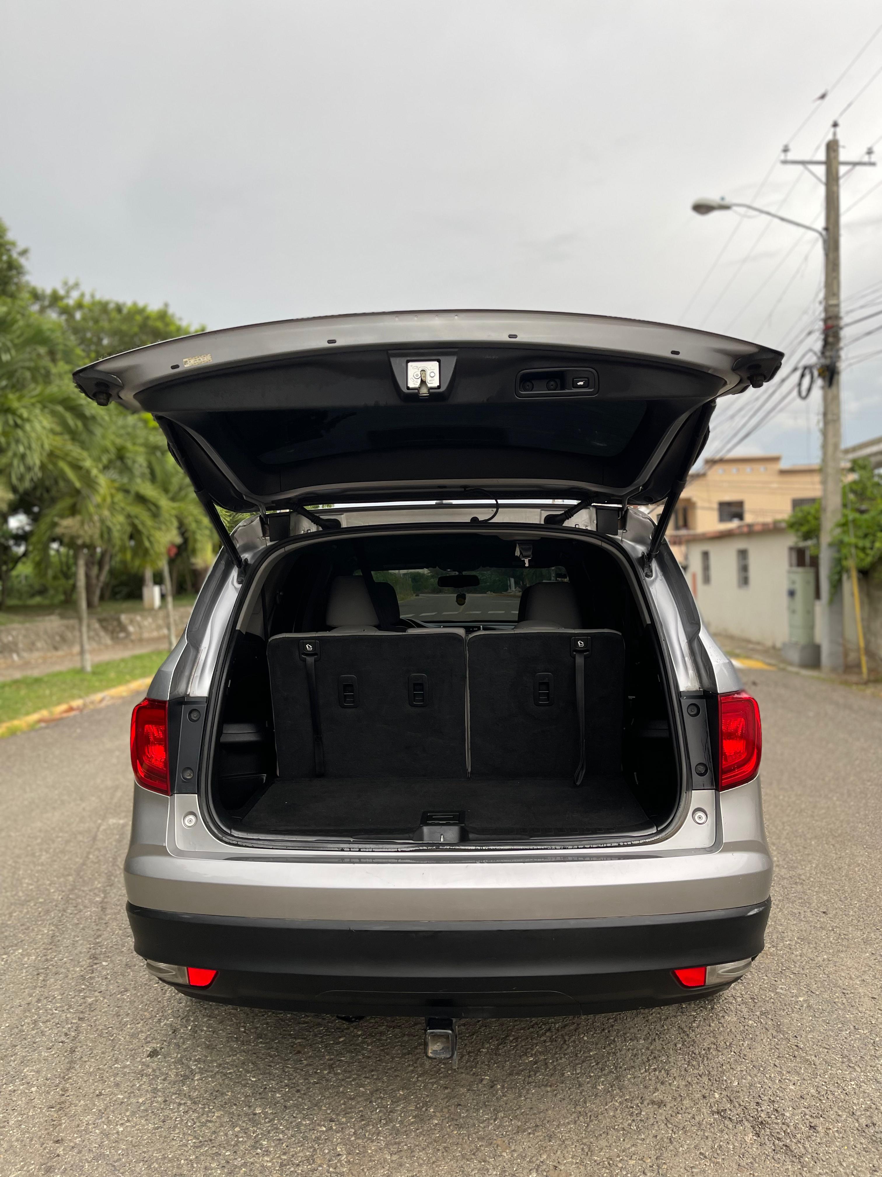 jeepetas y camionetas - Honda pilot 2016 6