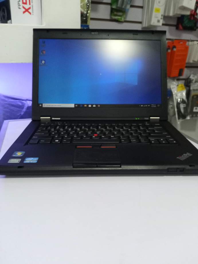 computadoras y laptops - laptop Lenovo t420 i5 4gb 250gb disco importada factura y garantía