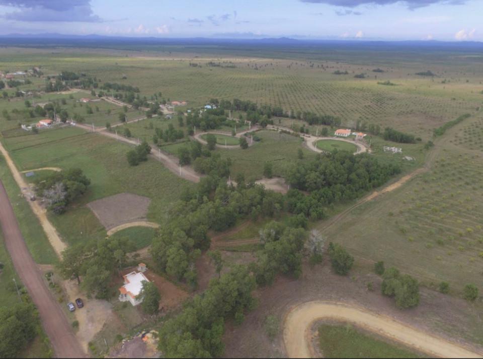 solares y terrenos - Terreno en Venta en LAS FLORES 4