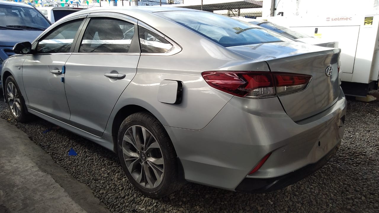 carros - HYUNDAI SONATA NEW RISE 2018 GRISDESDE: RD$730,100.00 4