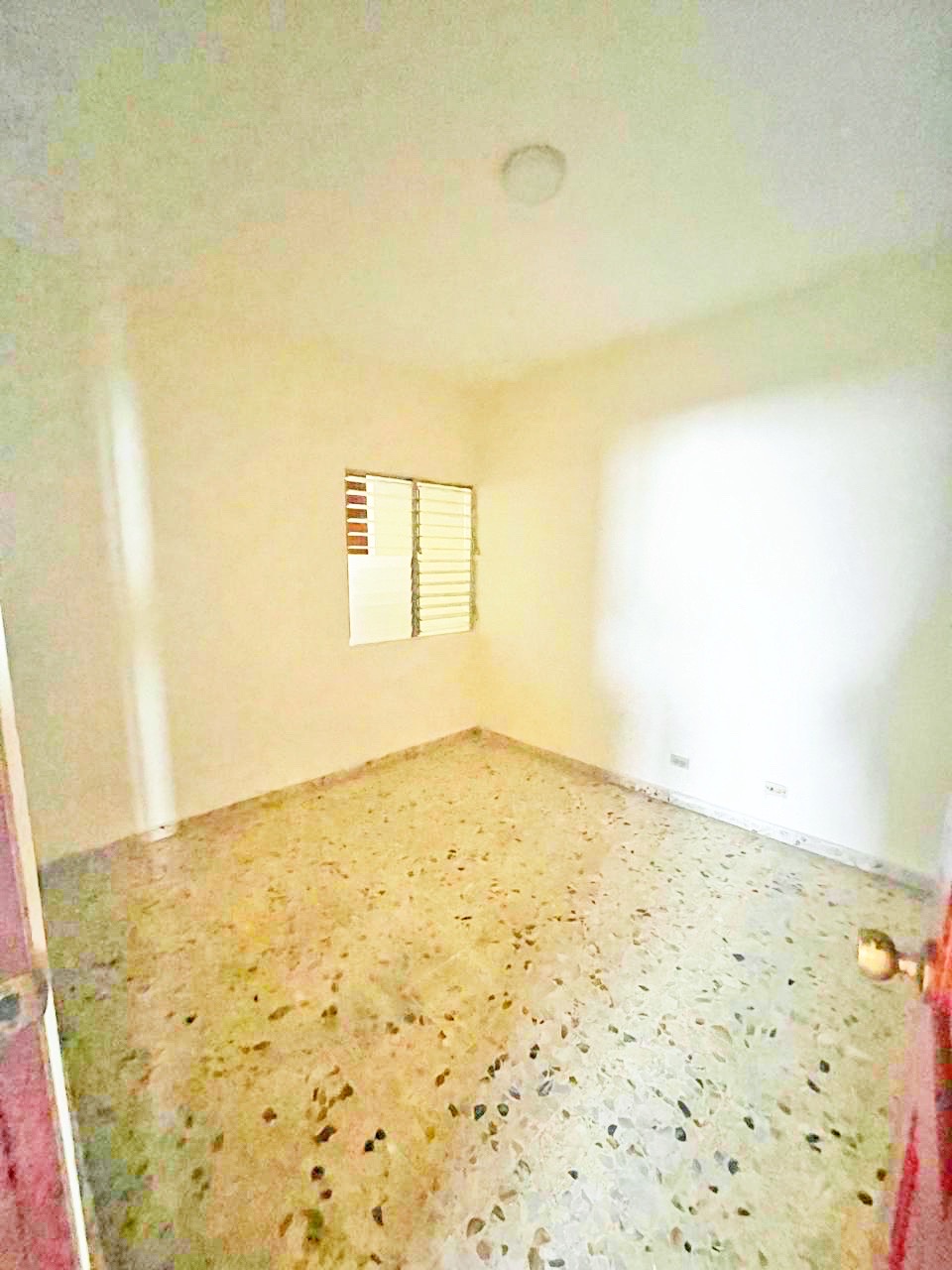 apartamentos - hermoso apartamento en  una zona céntrica y tranquila  8