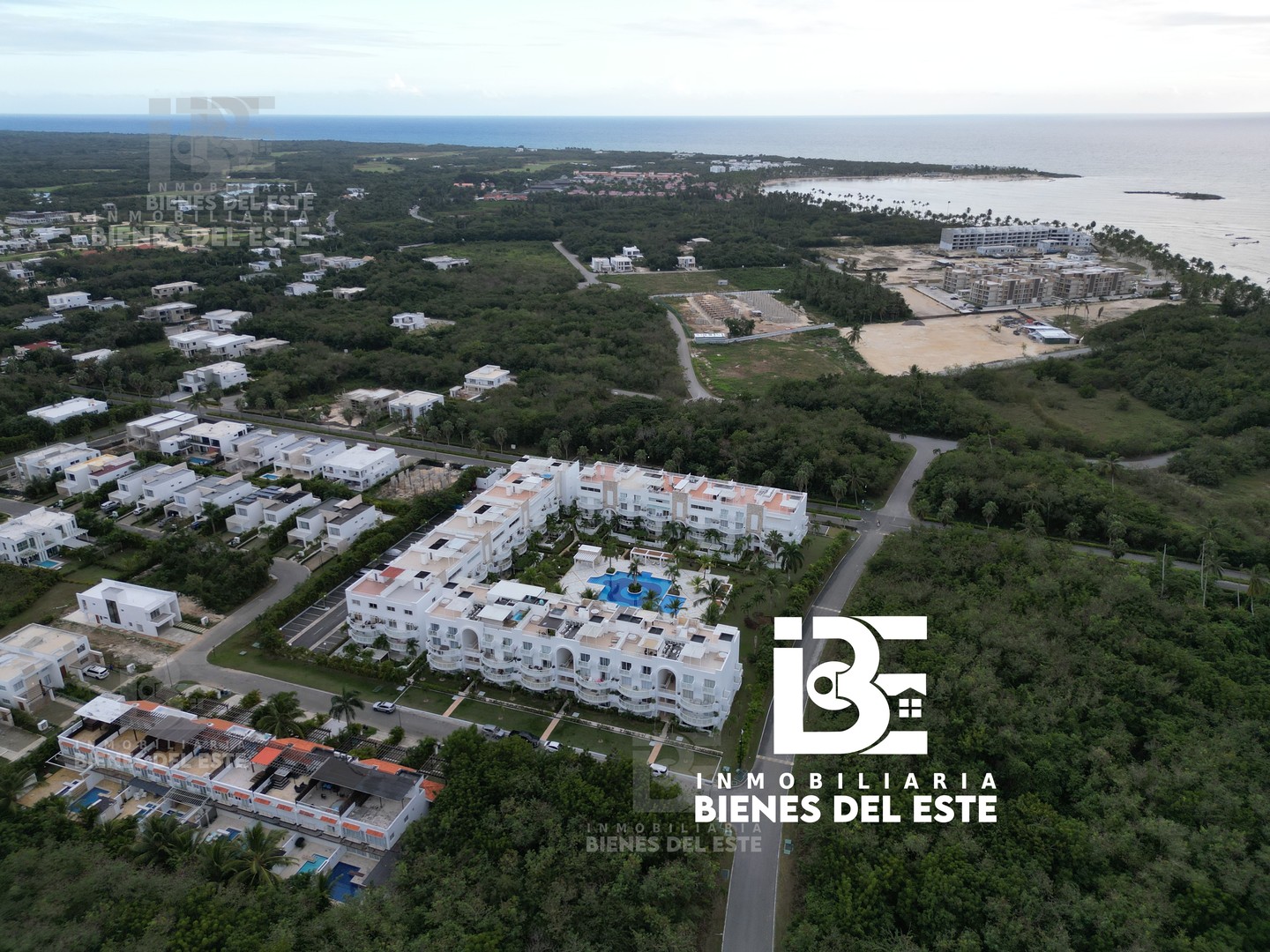 solares y terrenos - VENDO 3 SOLARES en Exclusivo Residencial Turístico Playa Nueva Romana 2