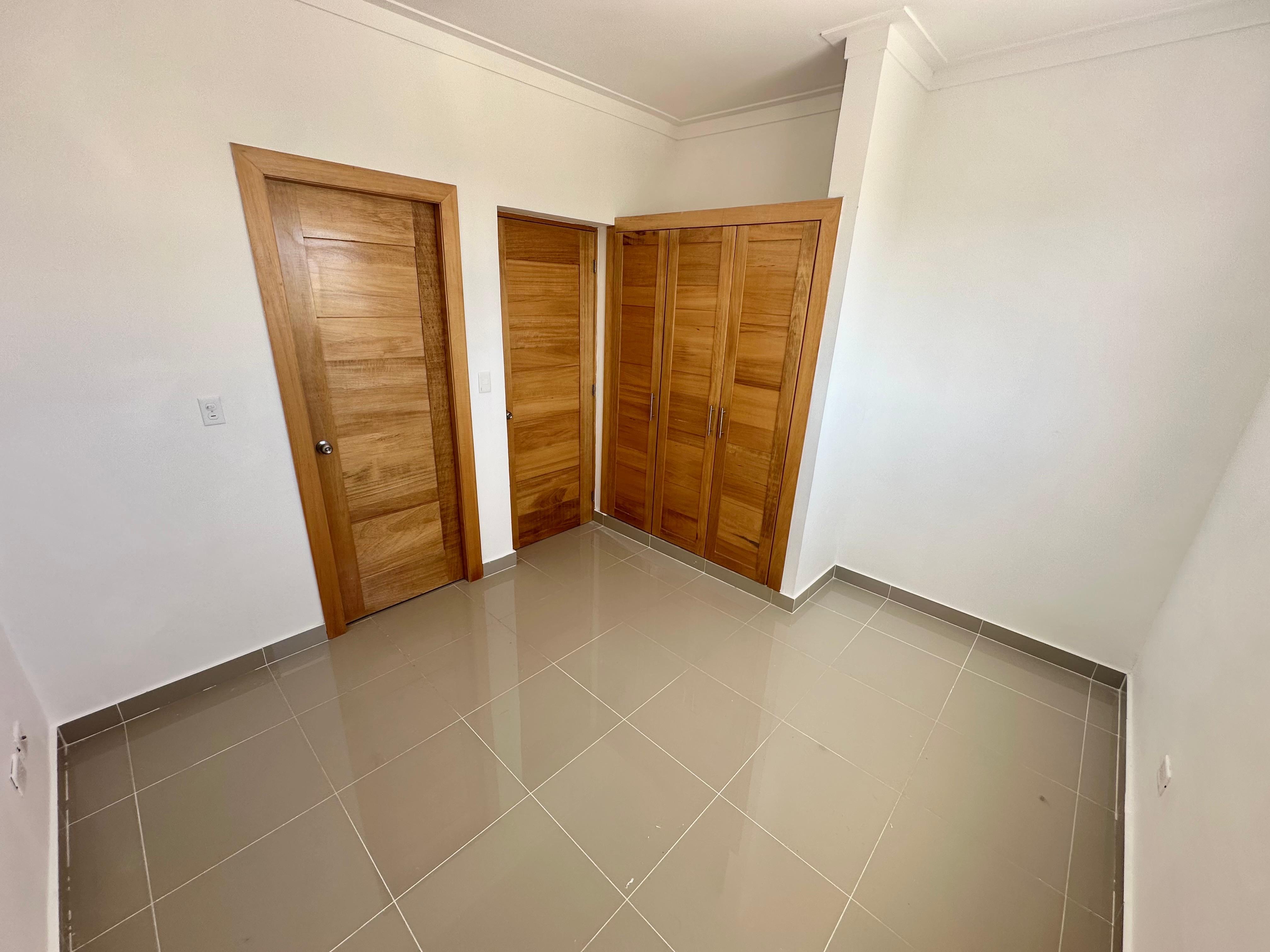 apartamentos - Vendo independencia piso 4 una hab 1.5 baños parqu 3