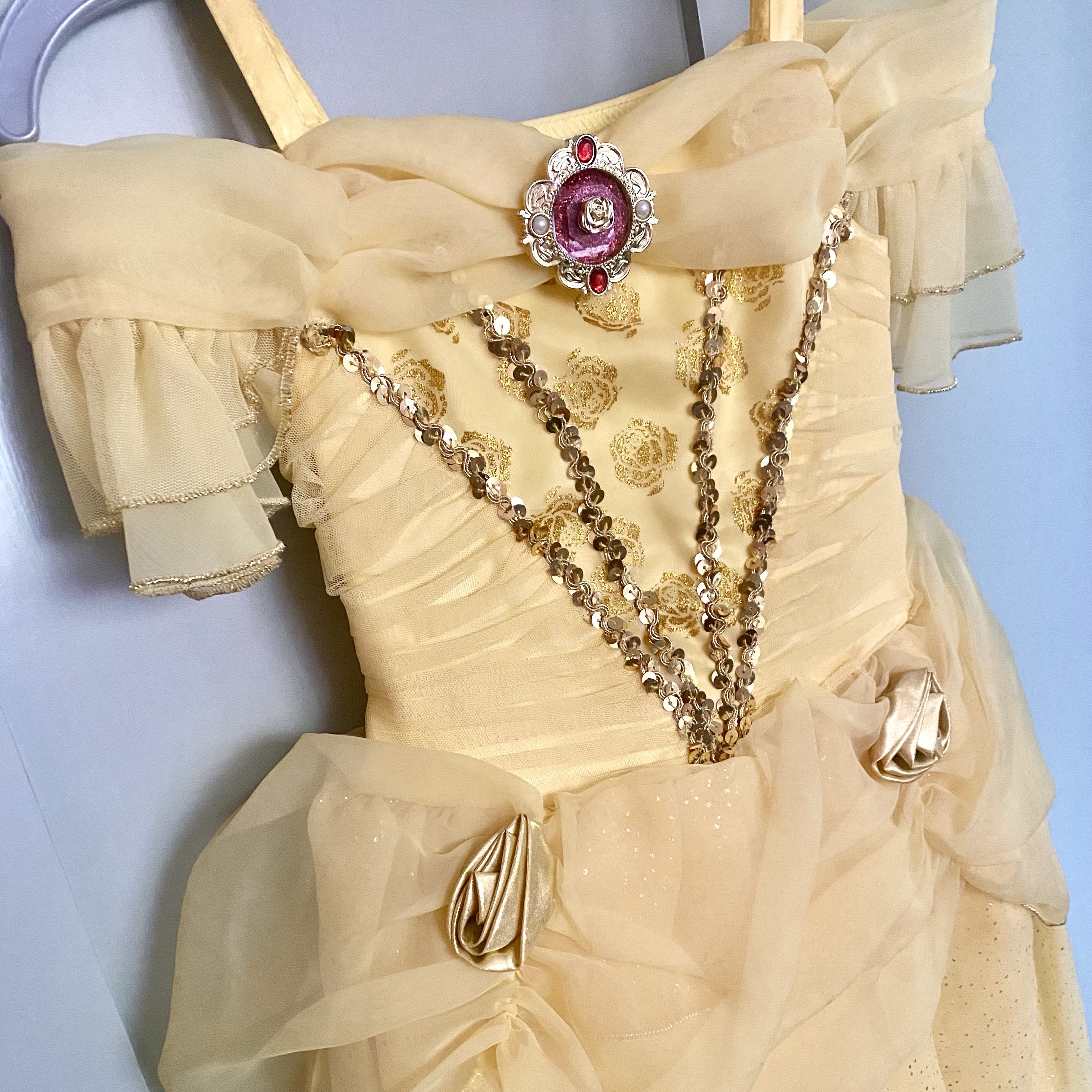 ropa y zapatos - Vestido/ Disfraz Disney Princess Bella