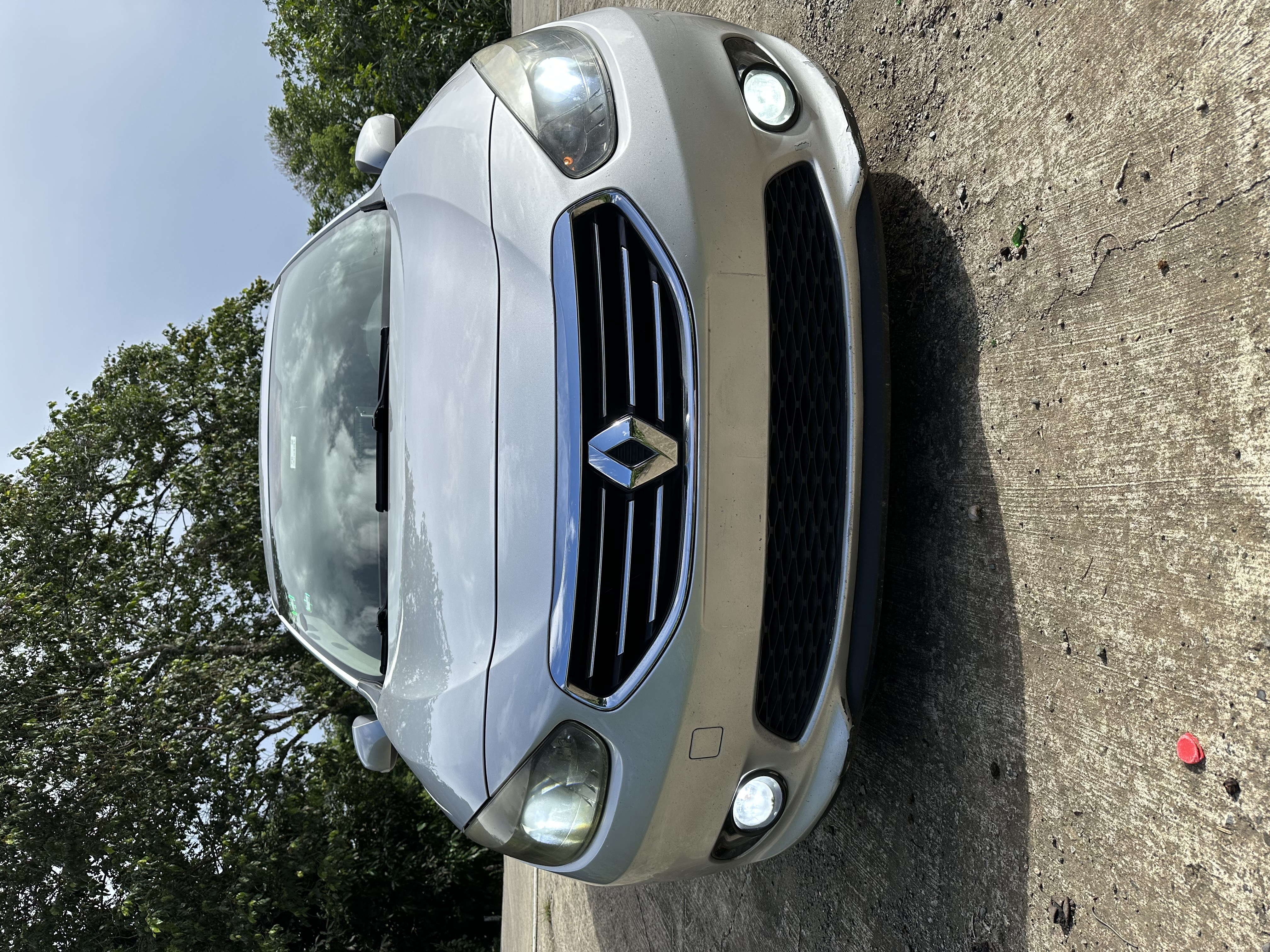 carros - Renault/Nissan Fluence 2013