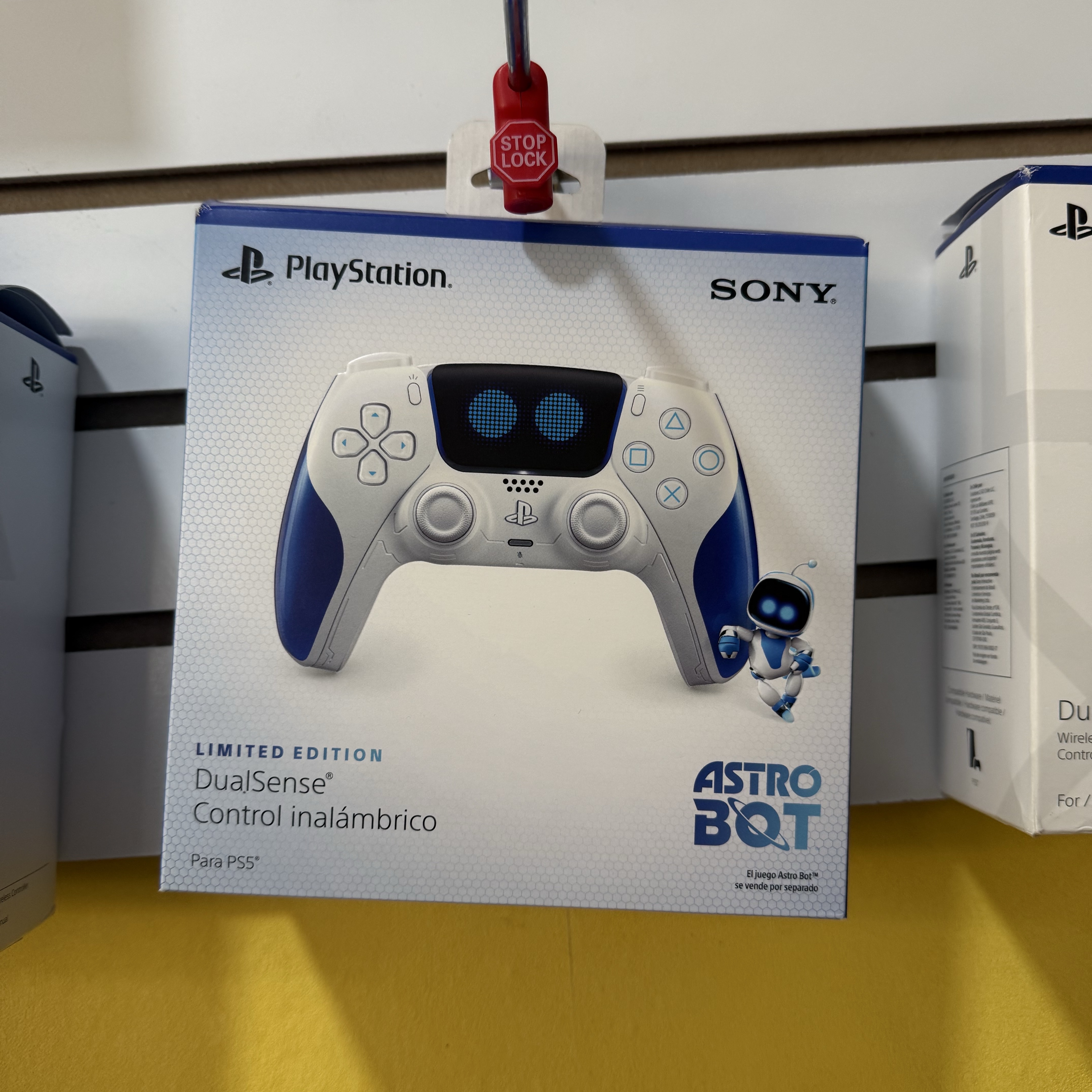 consolas y videojuegos - Control dualsense astro bot limited edition nuevo sellado 