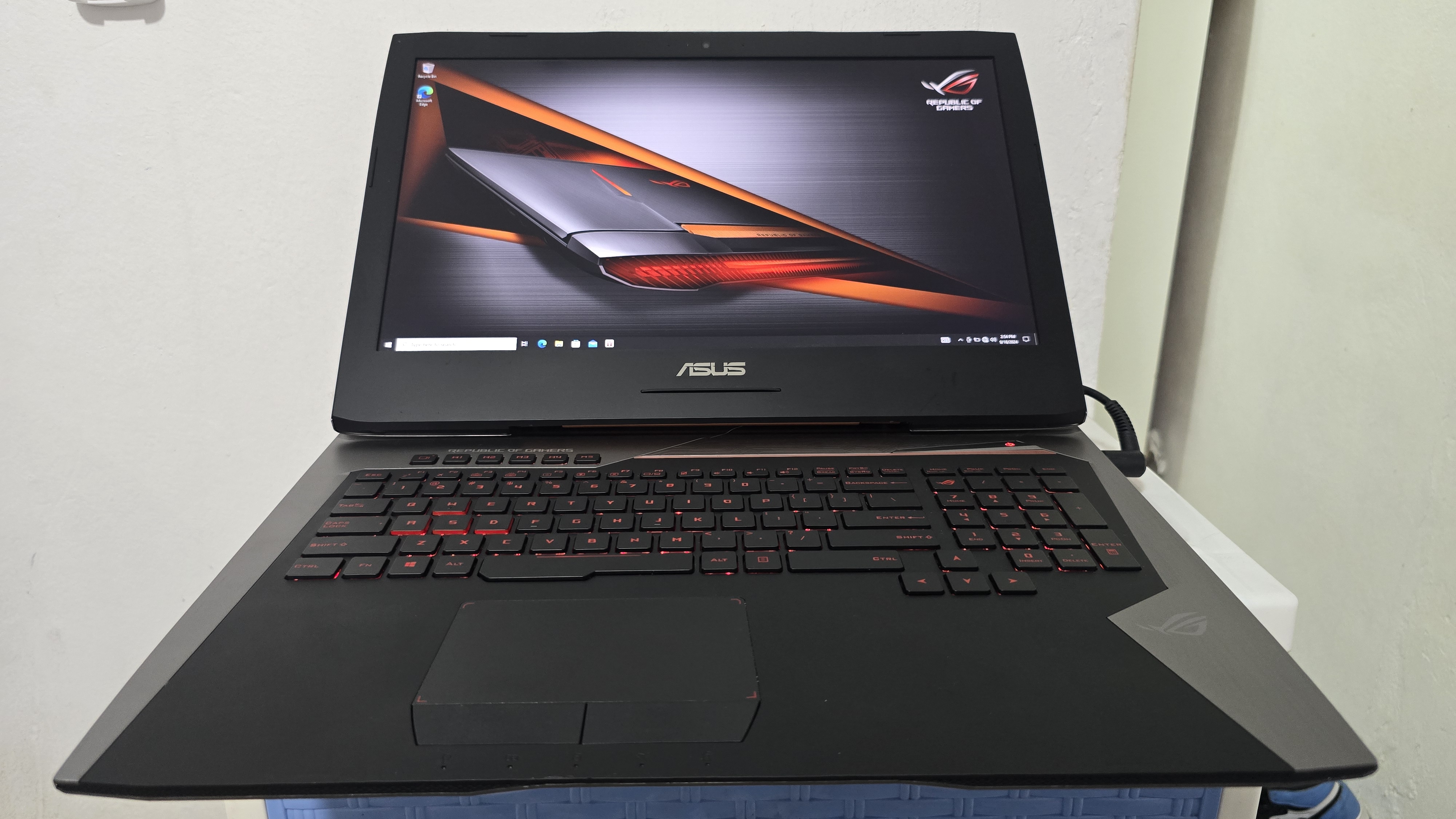 computadoras y laptops - Asus Gamer ROG Core i7 2.70ghz Ram 32gb ddr4 Disco 256gb Y 1000gb Gtx 1070 8gb