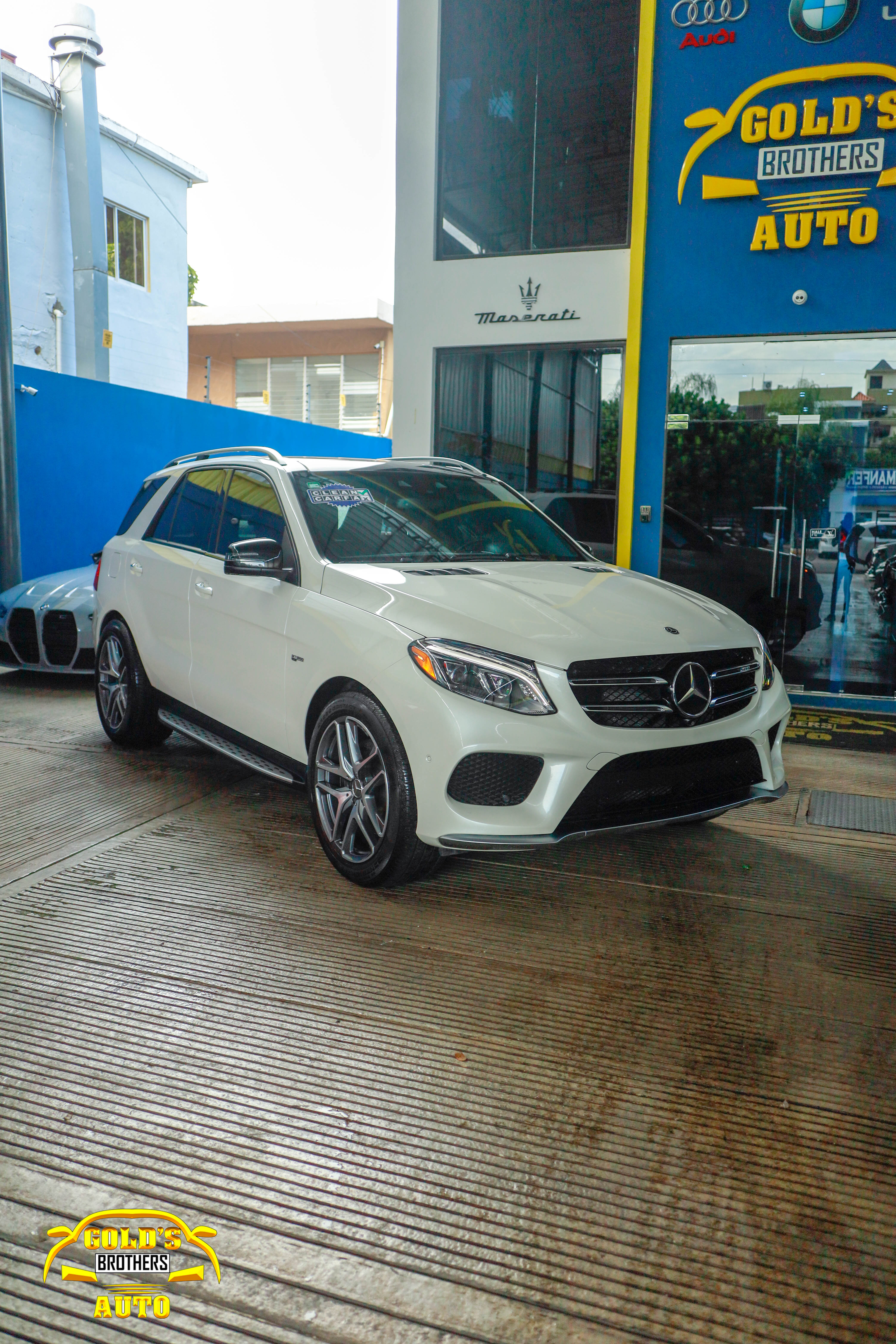 jeepetas y camionetas - Mercedes Benz GLE 43 AMG 2018 Clean Carfax