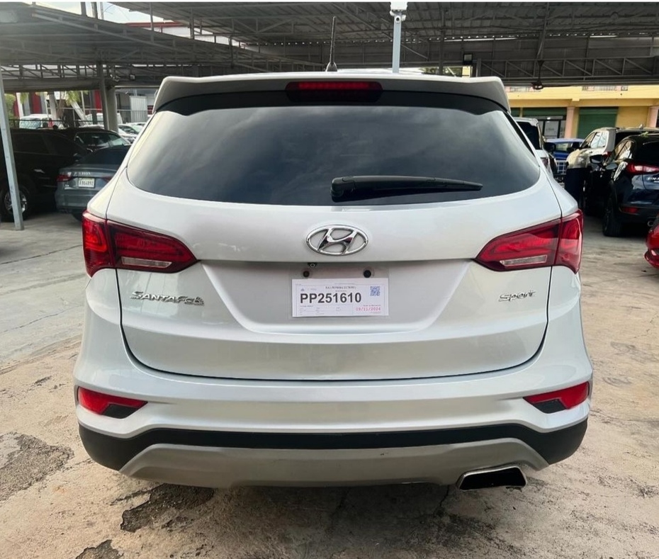 jeepetas y camionetas - 2018 Hyundai Santa Fe Sport  4