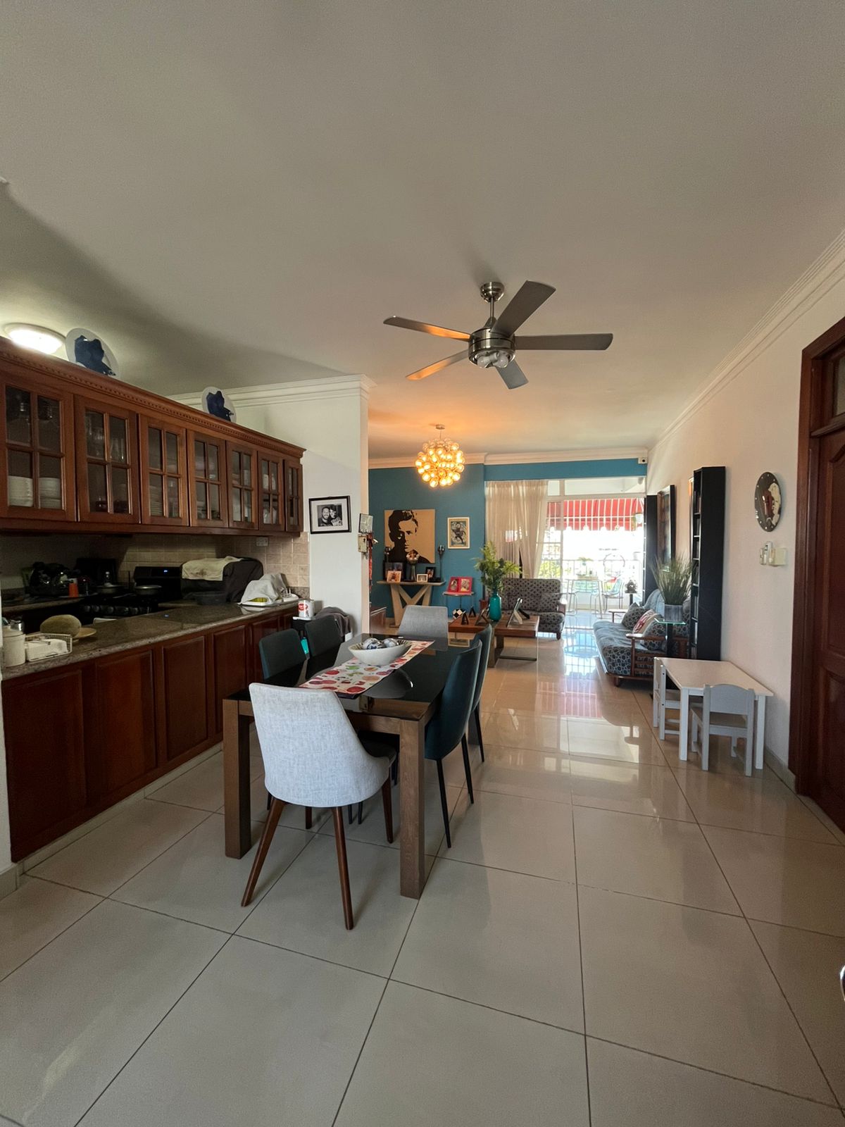 apartamentos - Venta de apartamento en Evaristo Morales U$225,000 5