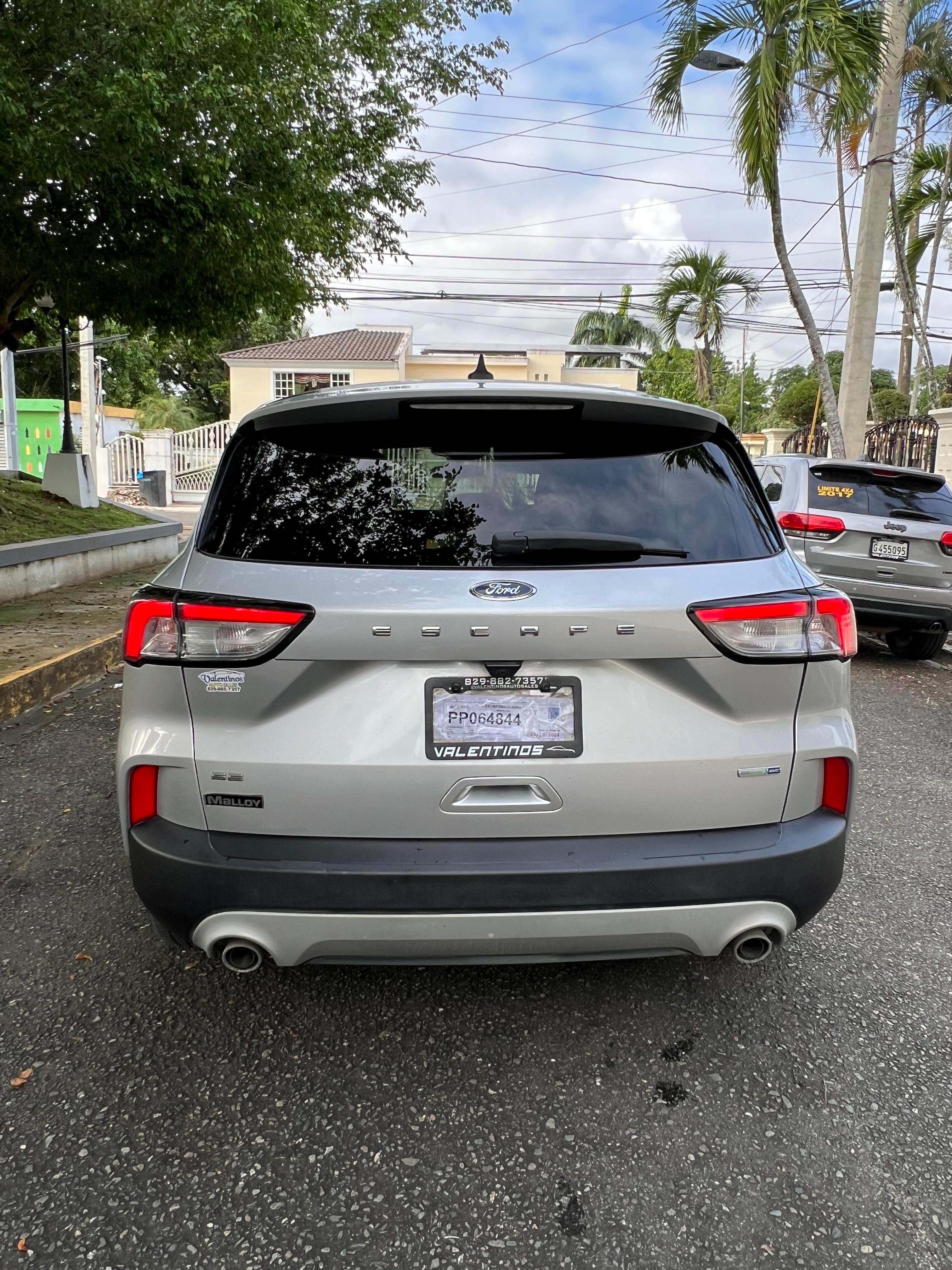 jeepetas y camionetas - Ford escape 2020 3