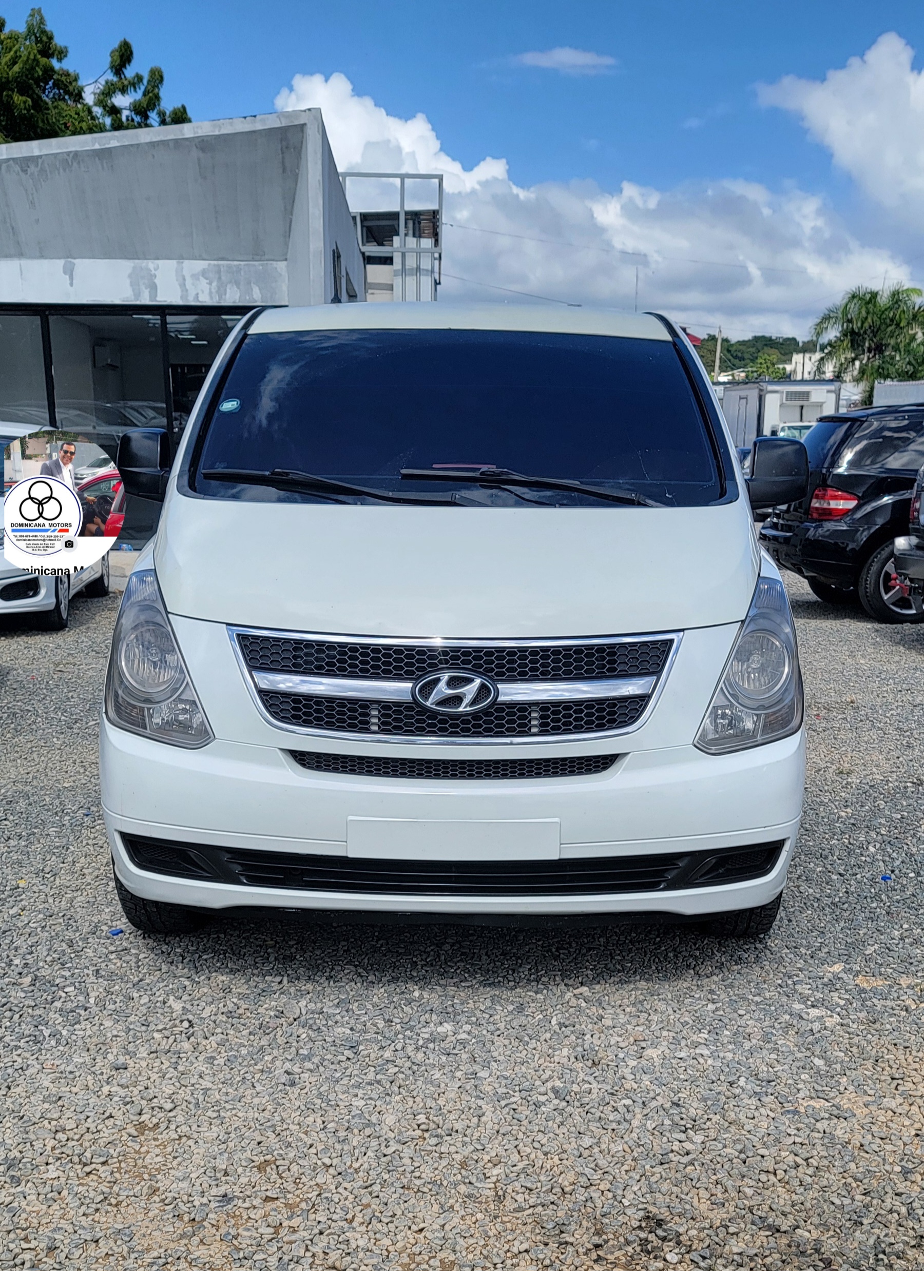 jeepetas y camionetas - MINIBUS HYUNDAI H1 2011 2