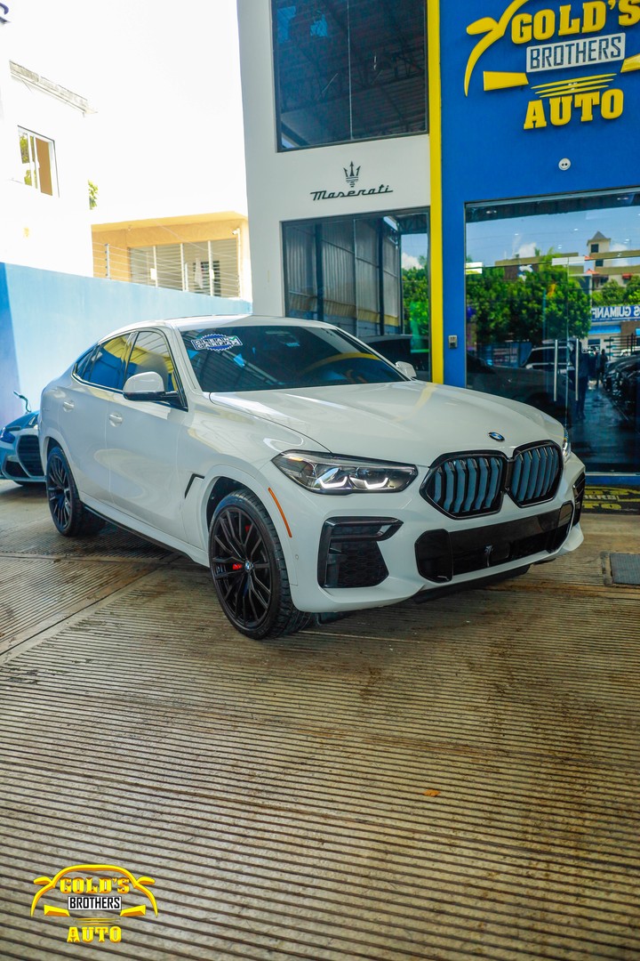 jeepetas y camionetas - BMW X6 XDrive40i M Package 2022 Clean Carfax