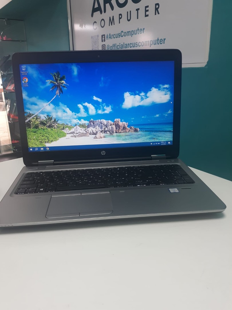 computadoras y laptops - Laptop, HP ProBook 650 G2 / 6th Gen, Intel Core i5 / 8GB DDR4 / 256GB SSD
