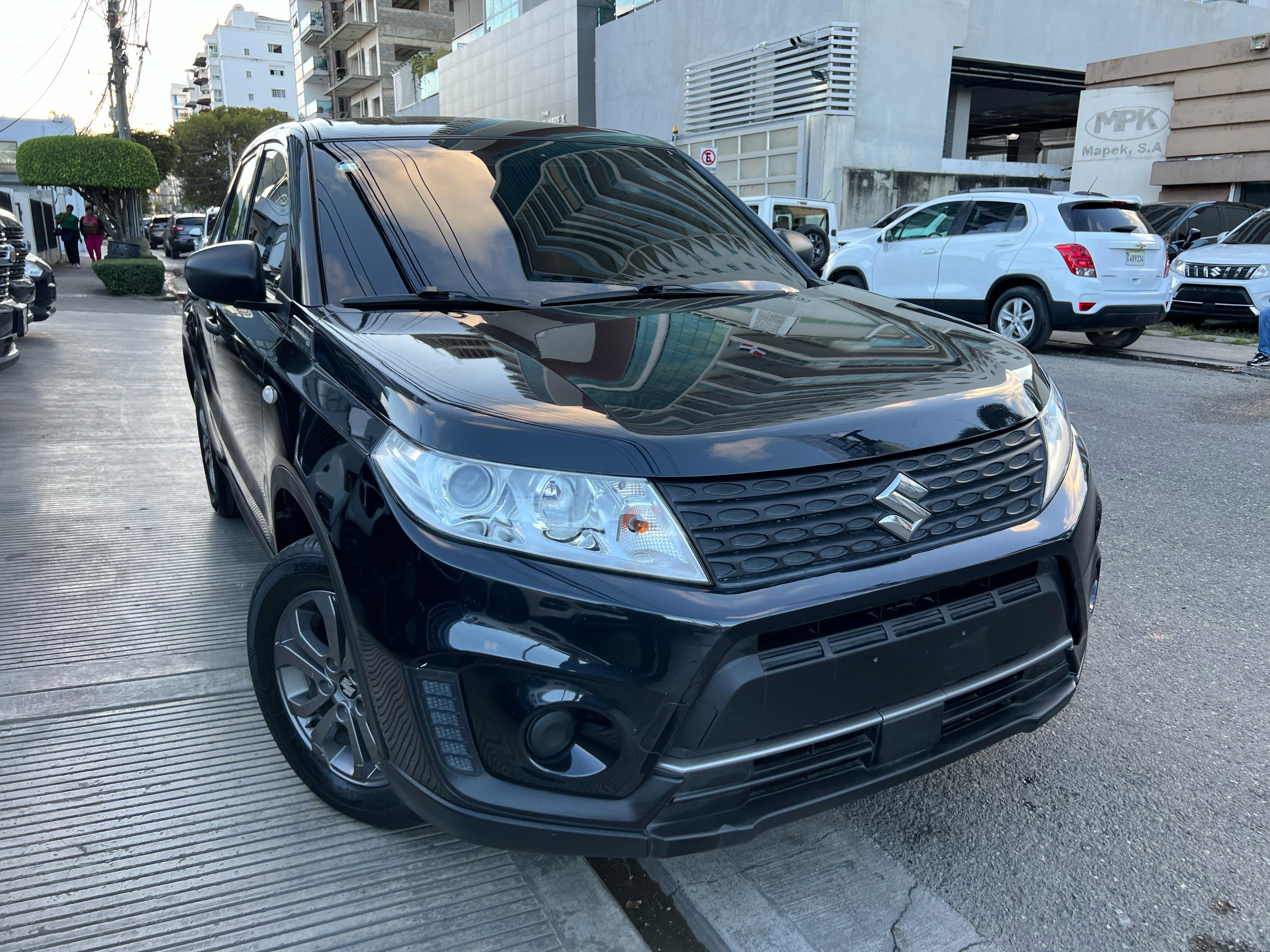 jeepetas y camionetas - Suzuki Vitara GL 2023 EXCELENTES CONDICIONES 1