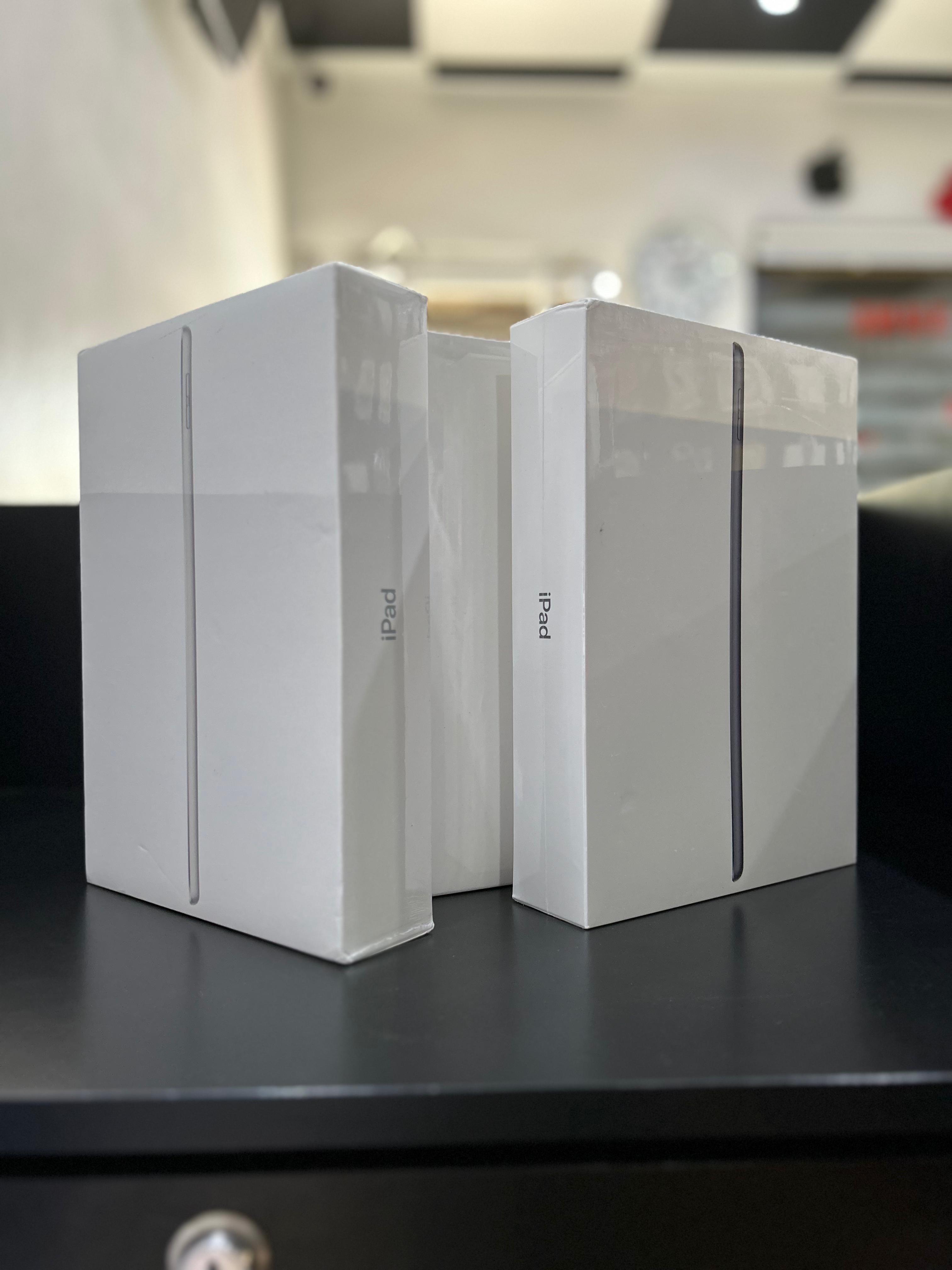 computadoras y laptops - iPad 9th Gen 64GB 256GB Wifi Sellada‼️ 1