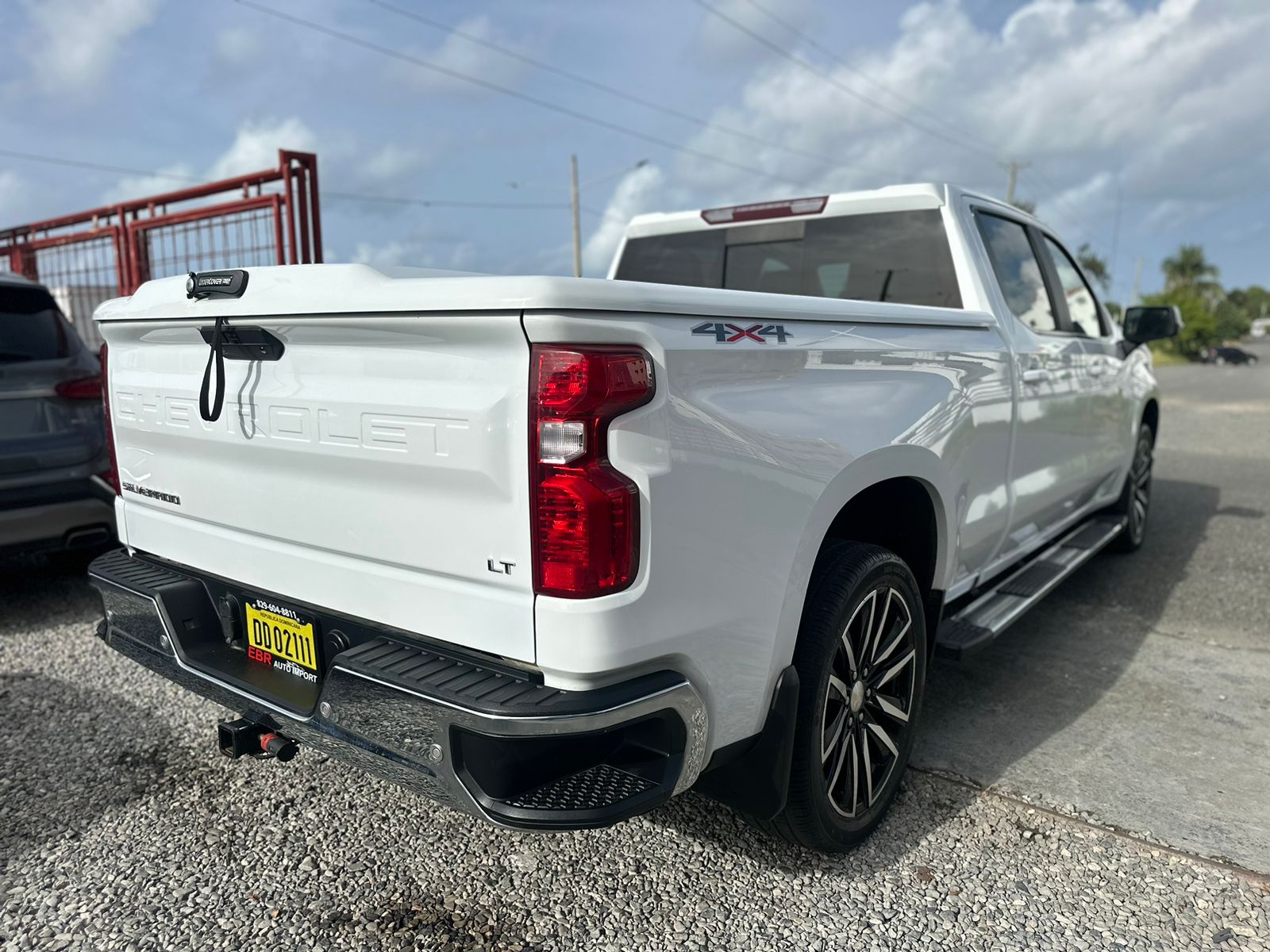 jeepetas y camionetas - Chevrolet Silverado LT 2019 
4x4 



 2